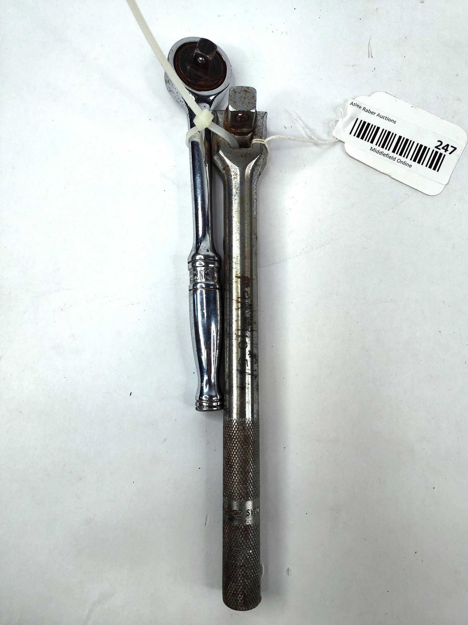 Pair Vtg 1/2" Tools & Snap-on Flex: This lot comprises two 1/2-inch drive automotive tools. The first item is a Snap-on flexible head breaker bar (flex handle) featuring a forged steel construction with a knurled grip. The central smoot