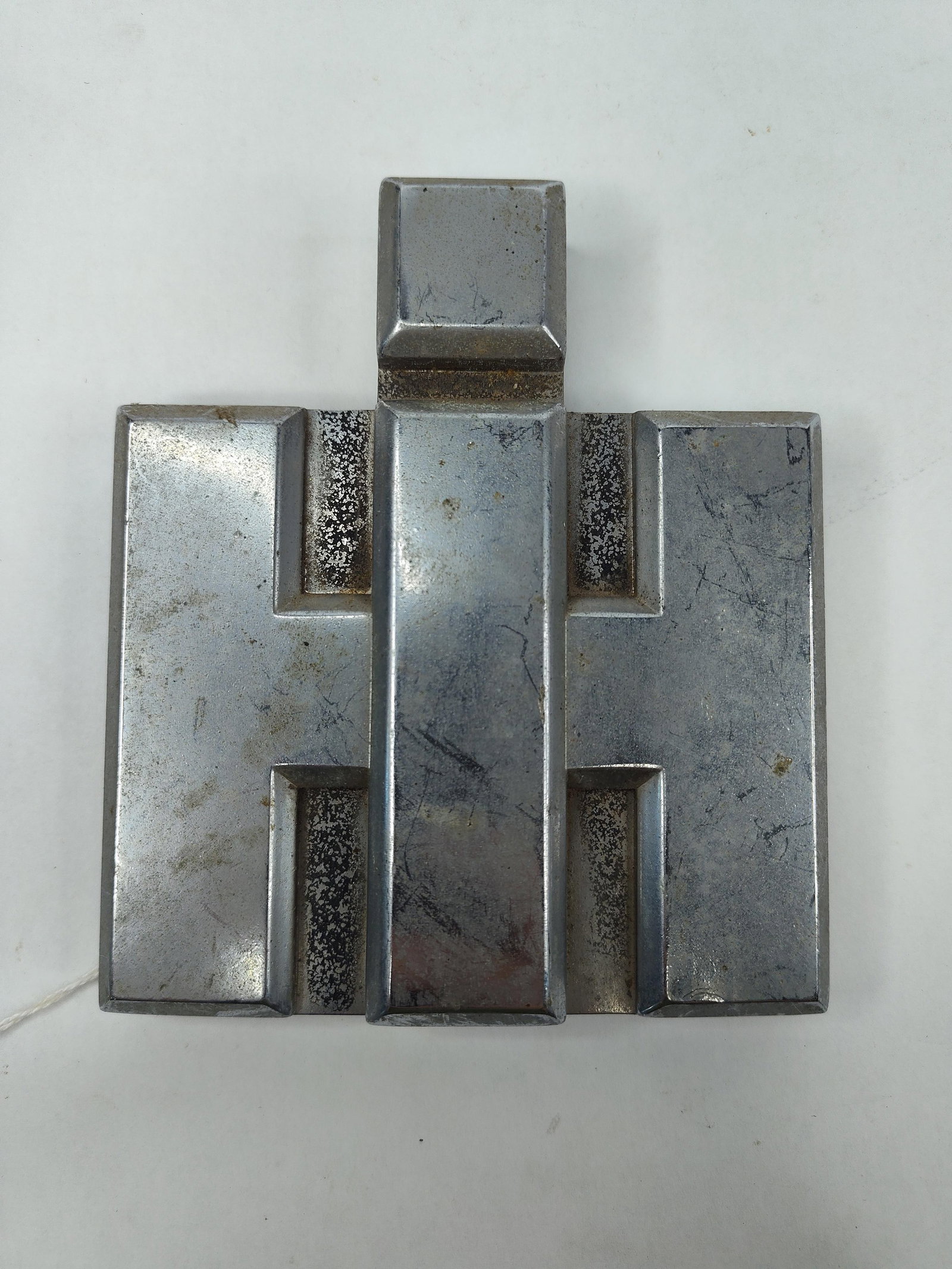International Harvester Grille Emblem (1 of 3)