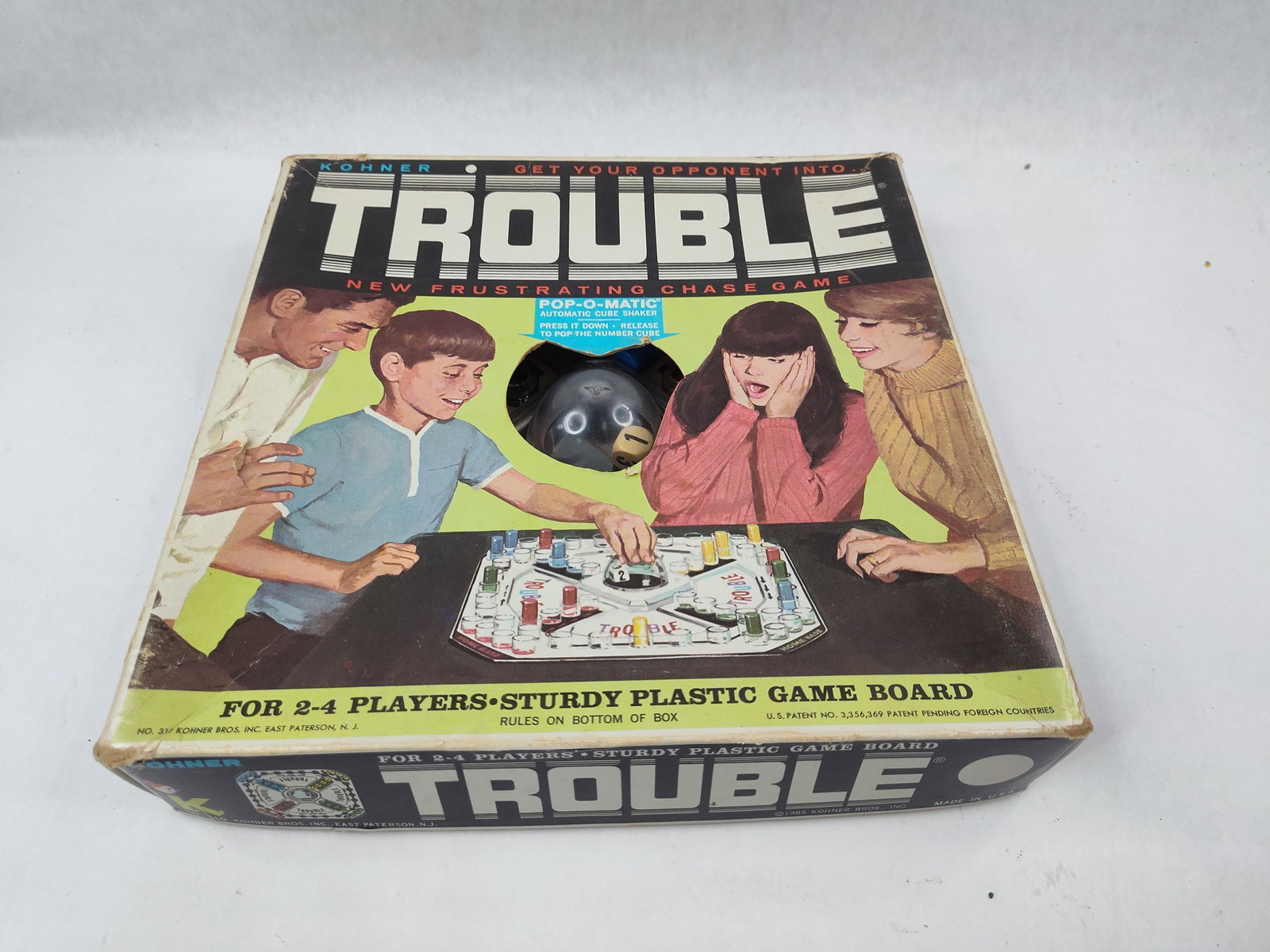 1965 Kohner Bros. Trouble Board Game (1 of 4)