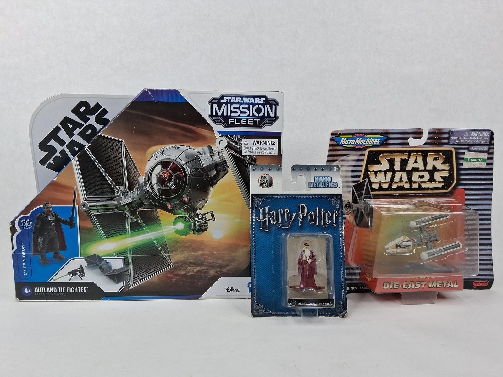 Star Wars & Harry Potter Figures & Toys (1 of 7)