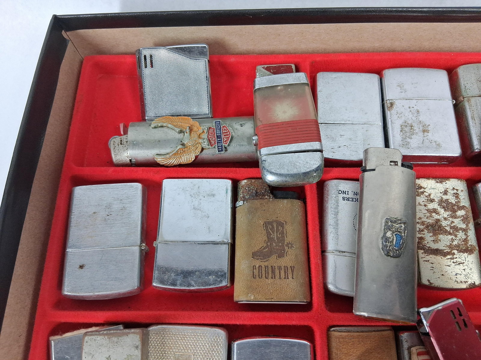 Storm Master, Sarome, Trimlite Lighters - 2