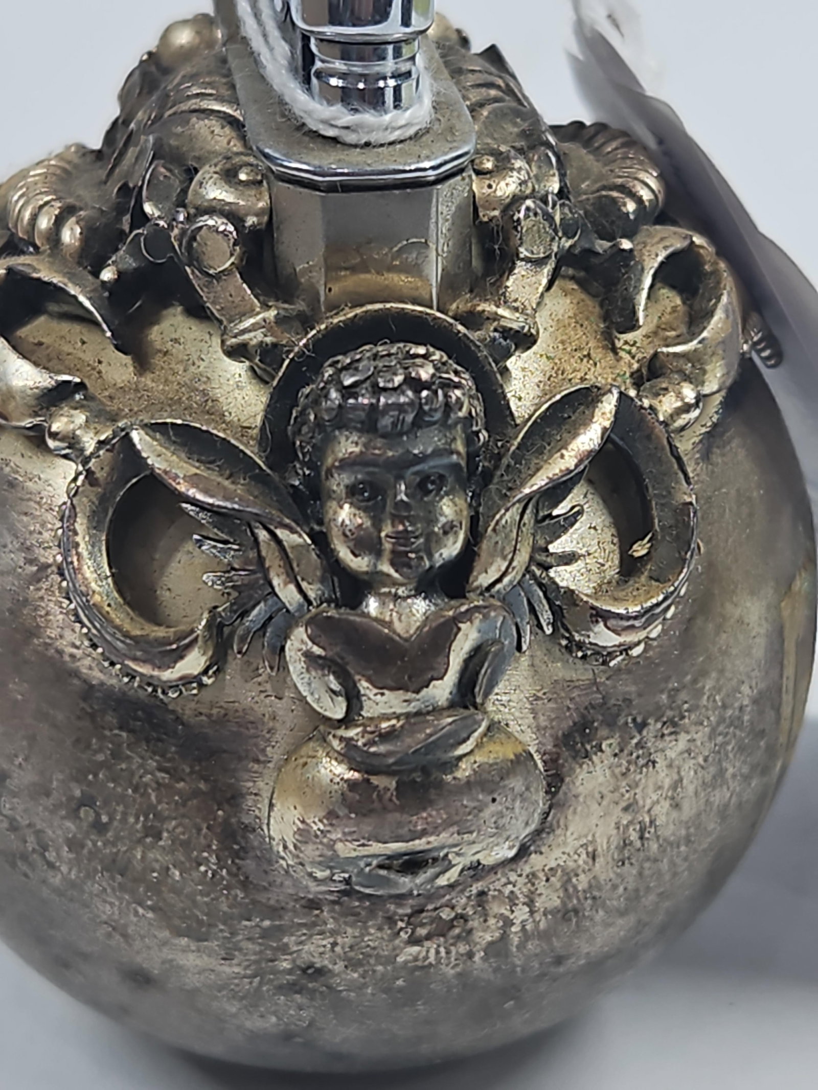 Vtg Silver Toned Cherub Table Lighter - 5