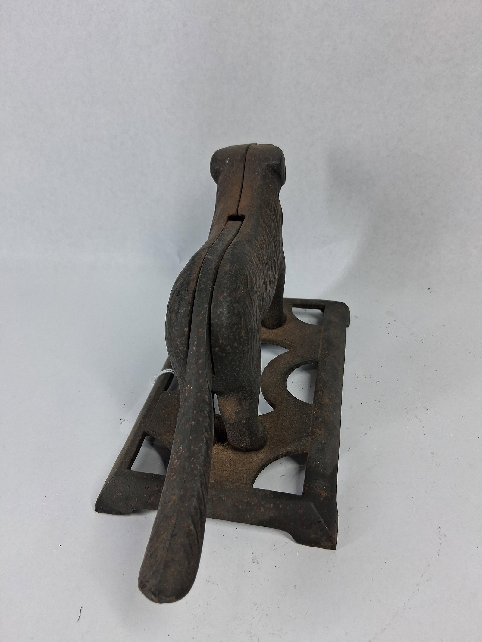 Cast Iron Mechanical Dog Nutcracker - 4