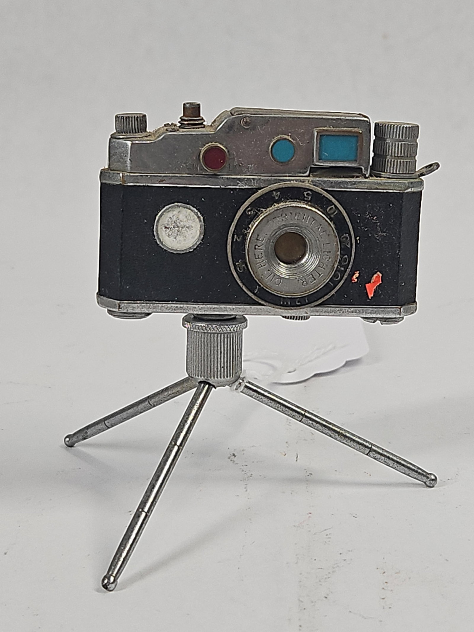 Oriental Camera Table Lighter w/ Tripod (1 of 6)