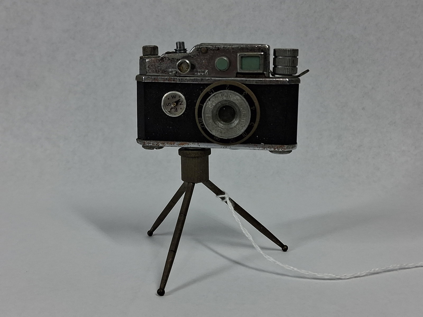 Cont-Lite Camera Table Lighter w/Tripod (1 of 5)