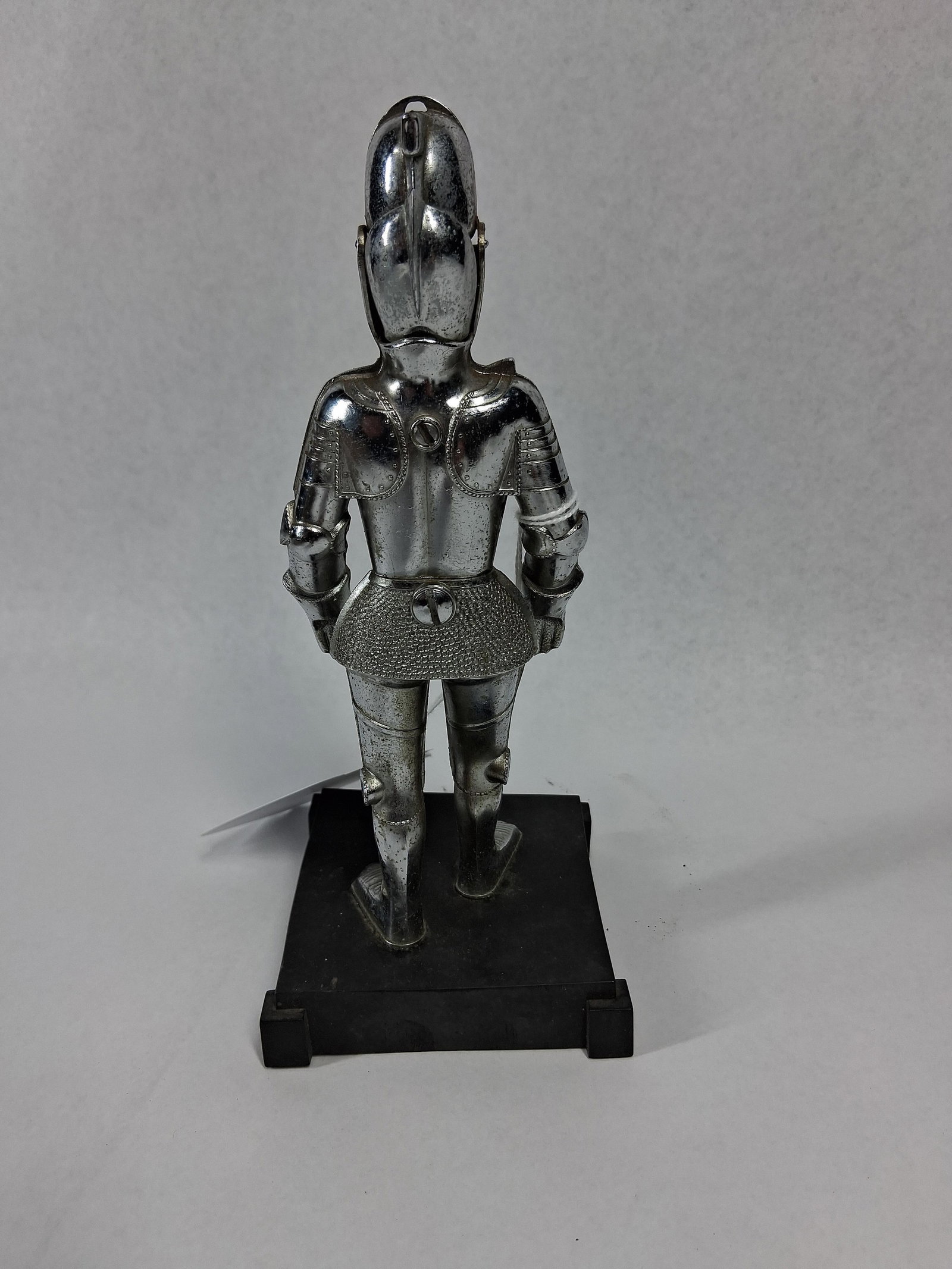 Chrome Knight in Armor Table Lighter - 3
