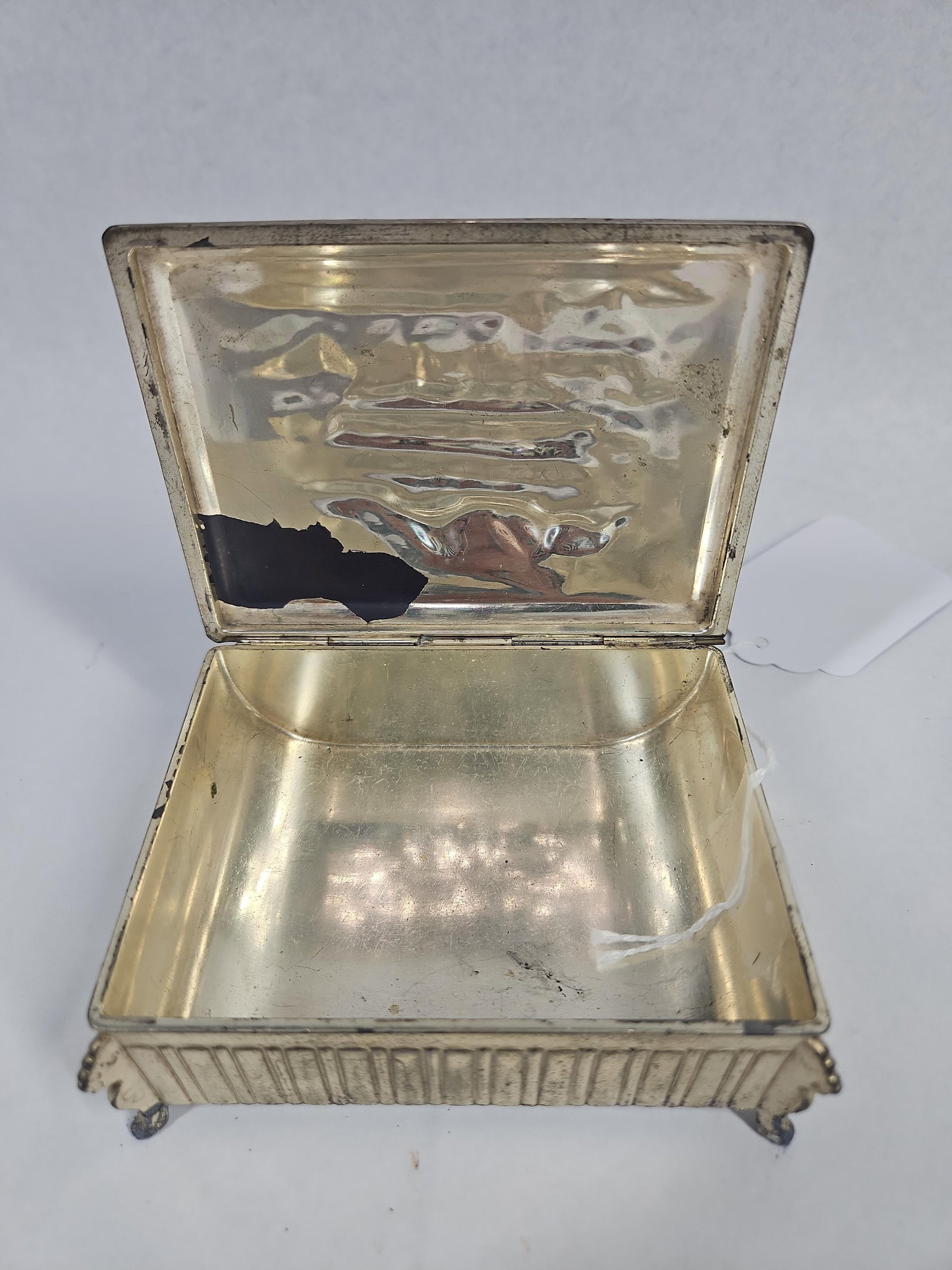 Occupied Japan Nikko Gate Cigarette Box - 3