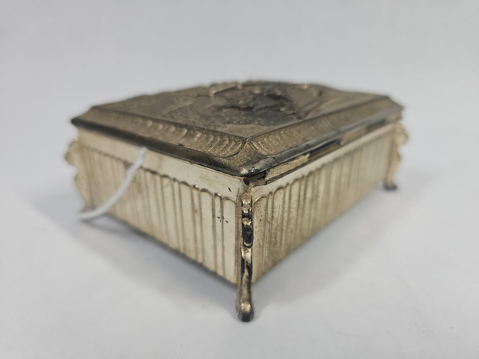Occupied Japan Nikko Gate Cigarette Box - 4