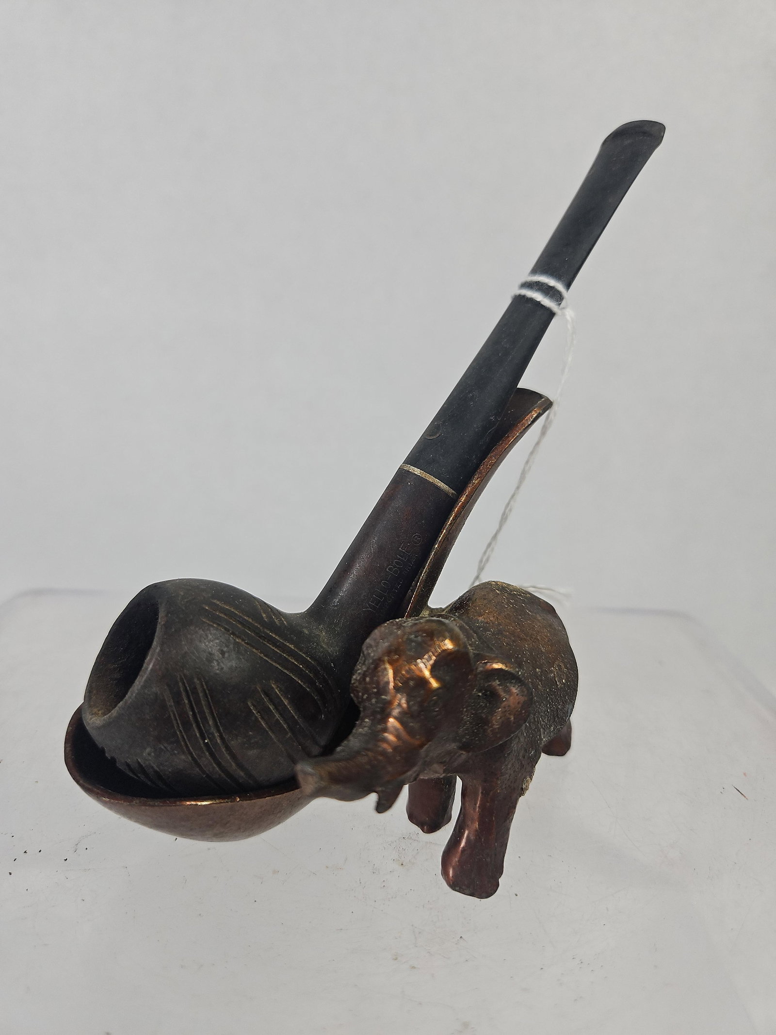 Yello-Bole Pipe & Elephant Pipe Rest (1 of 4)