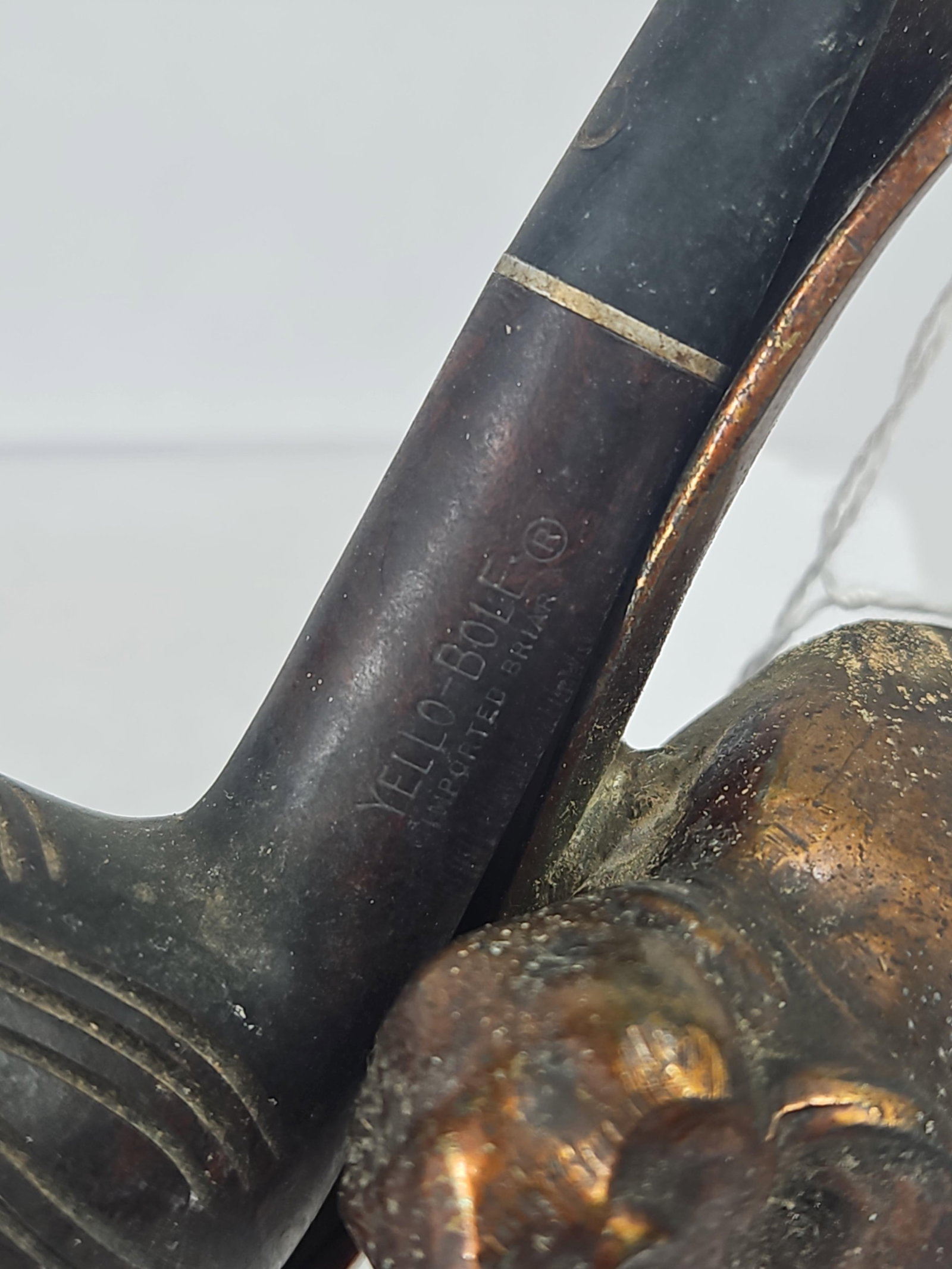 Yello-Bole Pipe & Elephant Pipe Rest - 2