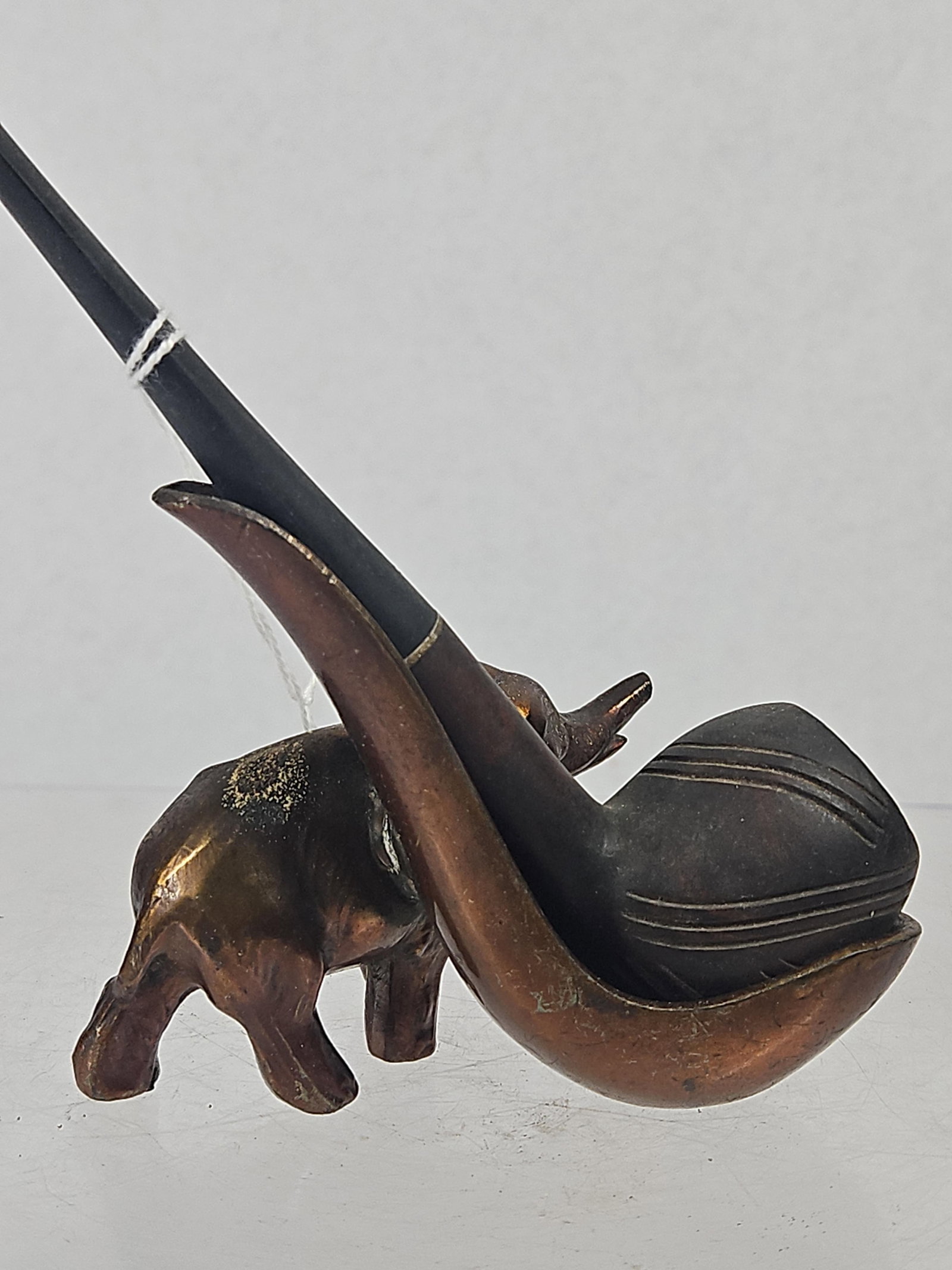 Yello-Bole Pipe & Elephant Pipe Rest - 4