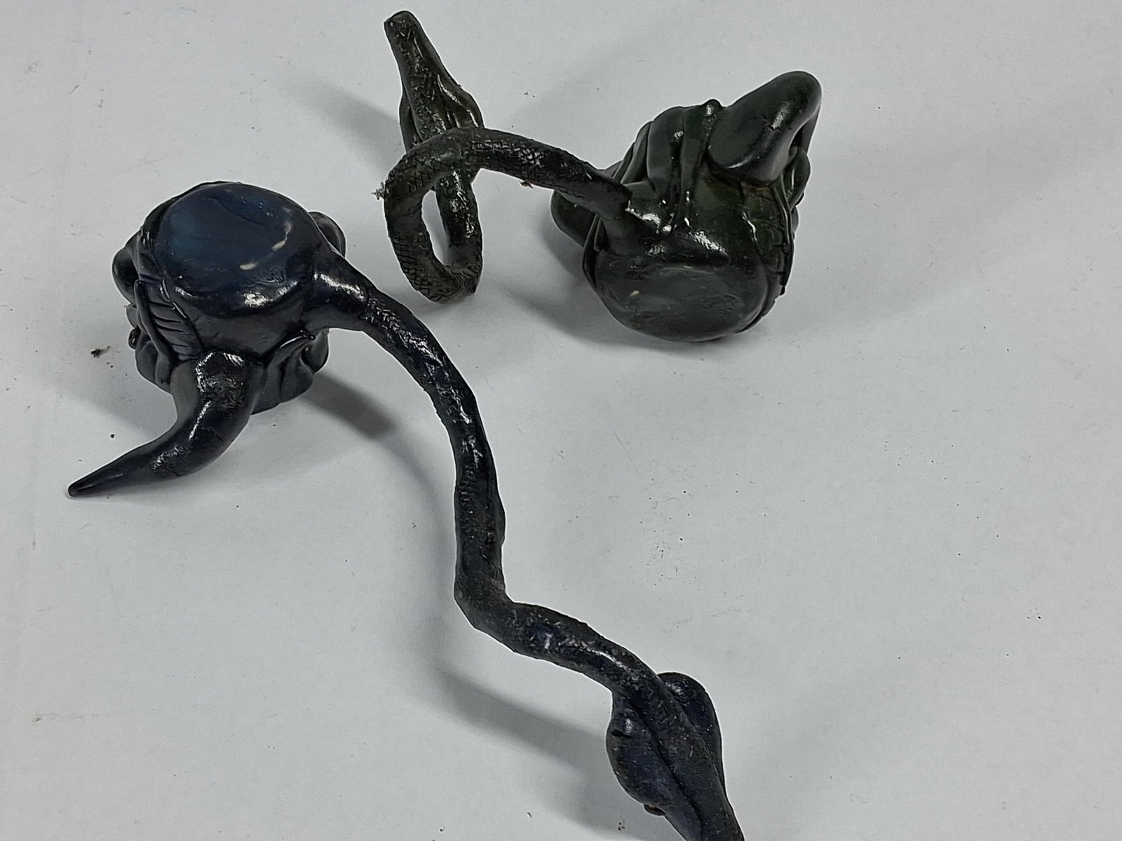 Pair Grotesque Figural Snake Stem Pipes - 7