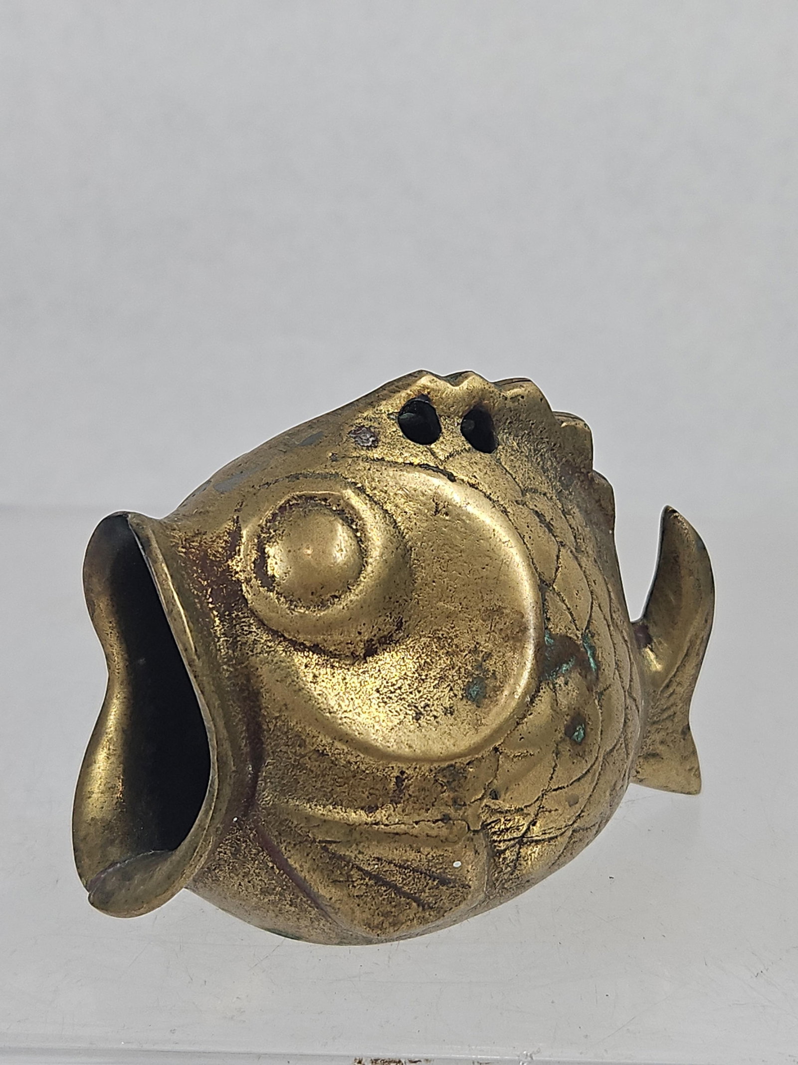 8 Miniature Brass Objects - 15