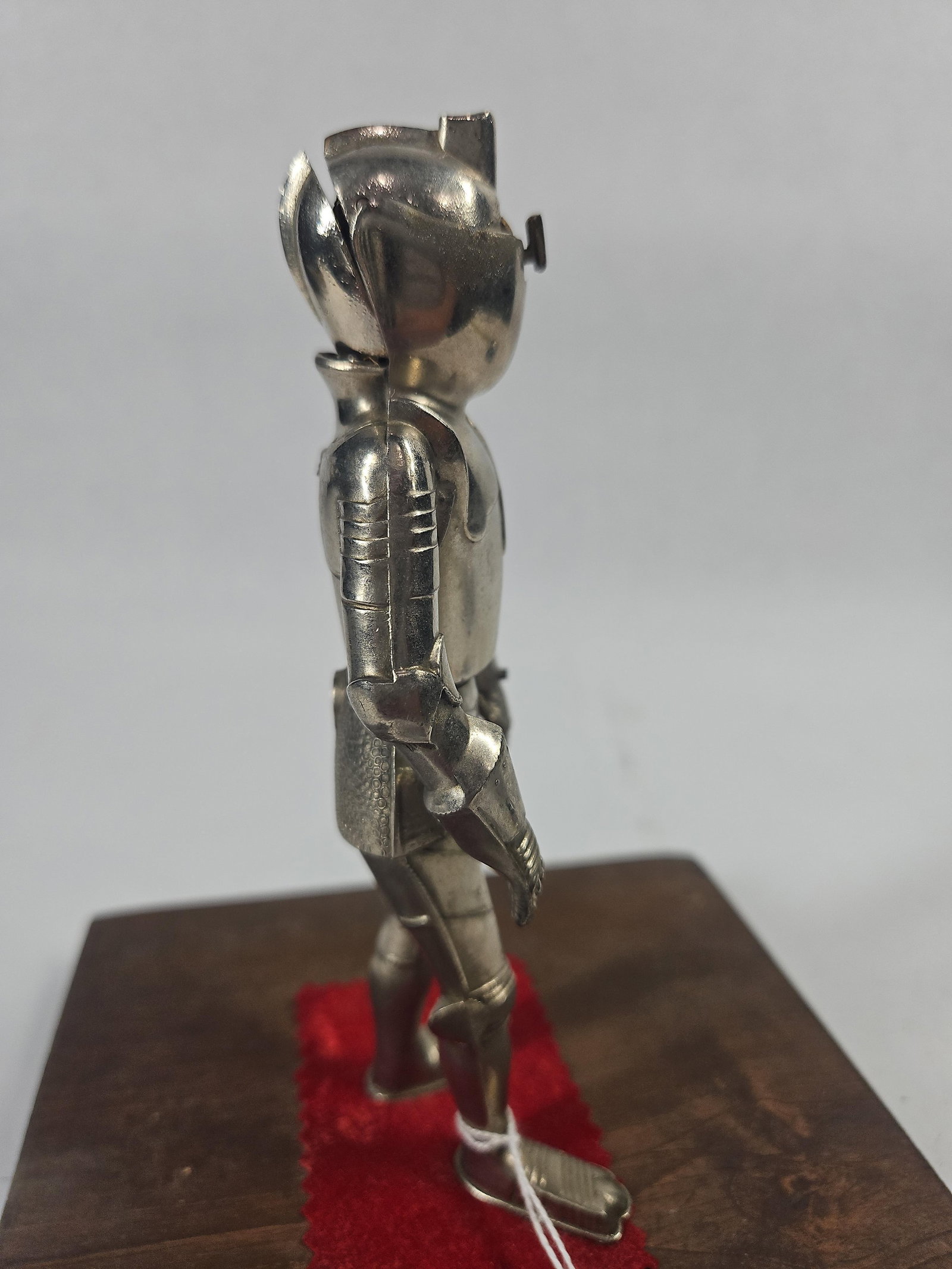 Chrome Medieval Knight Table Lighter - 4