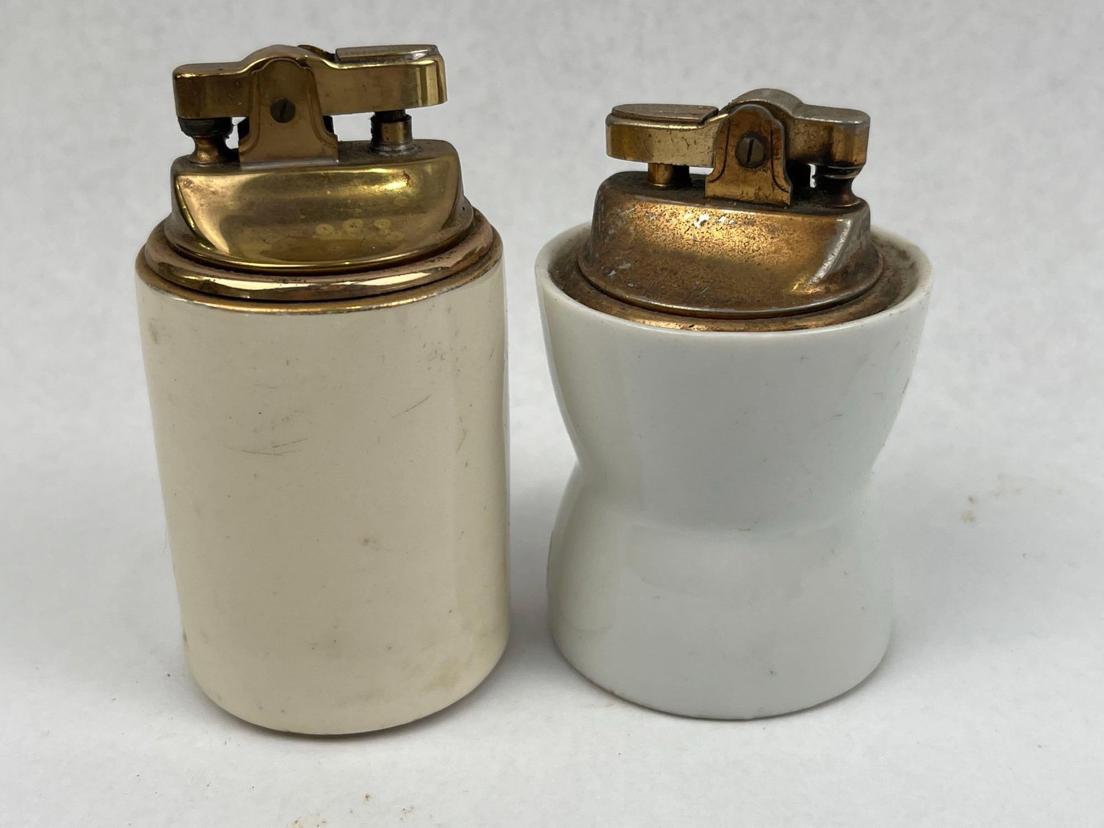 Vtg Ceramic Table Lighters - 11
