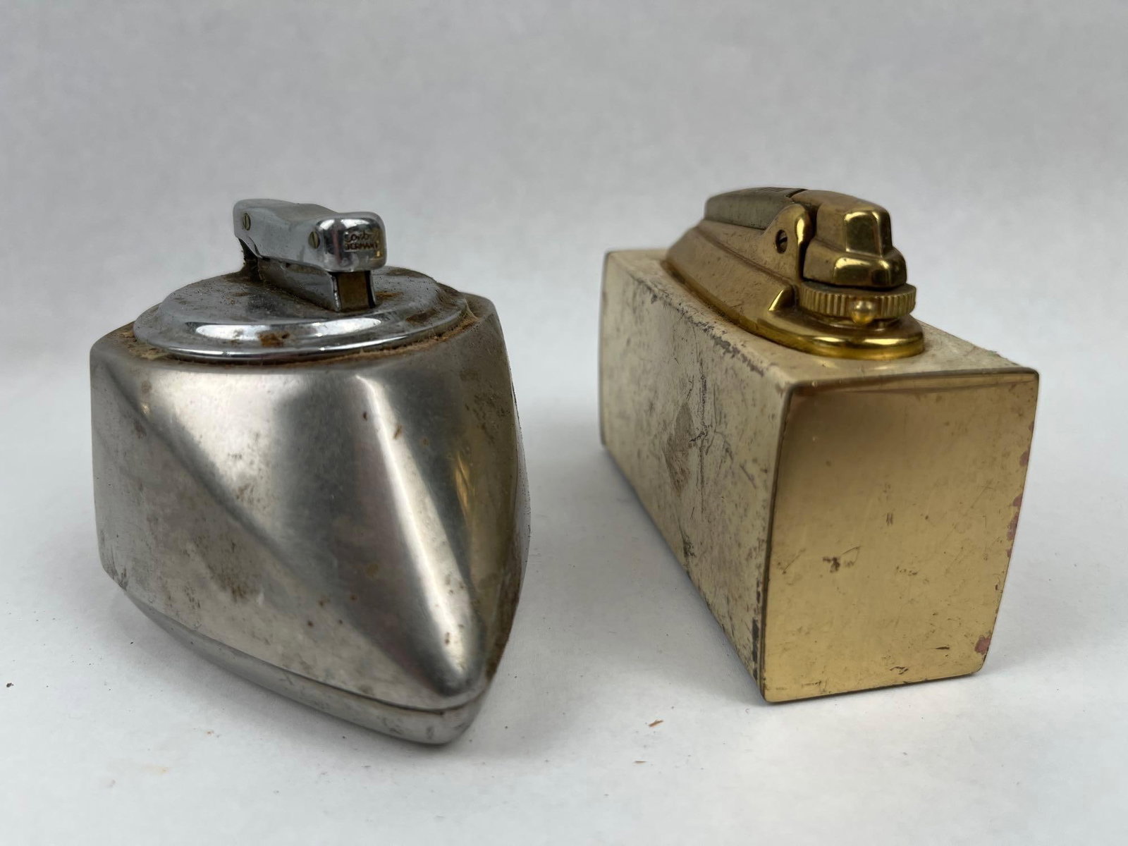 Ronson, Colibri, Scripto Table Lighters - 14