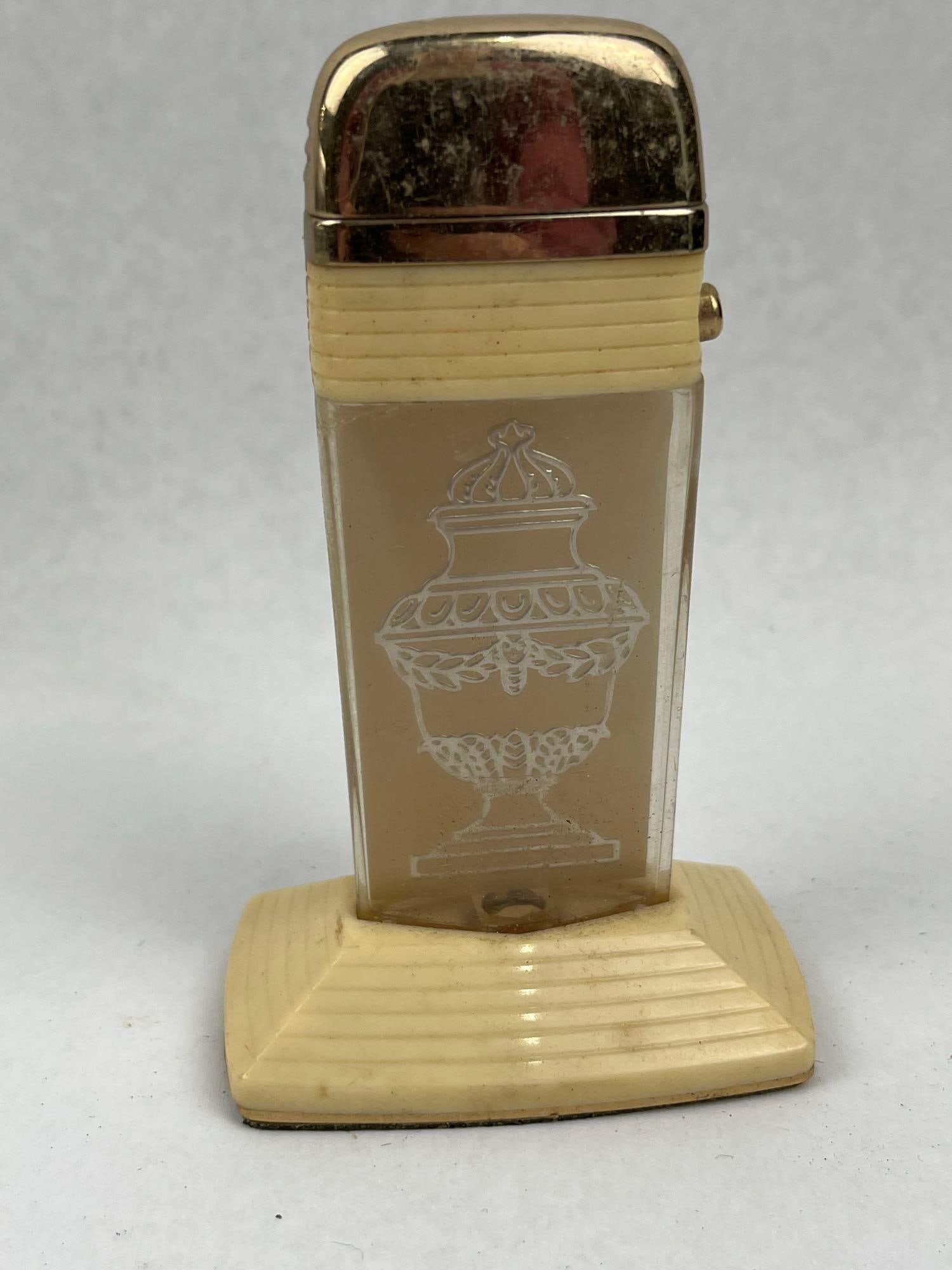 Ronson, Colibri, Scripto Table Lighters - 17