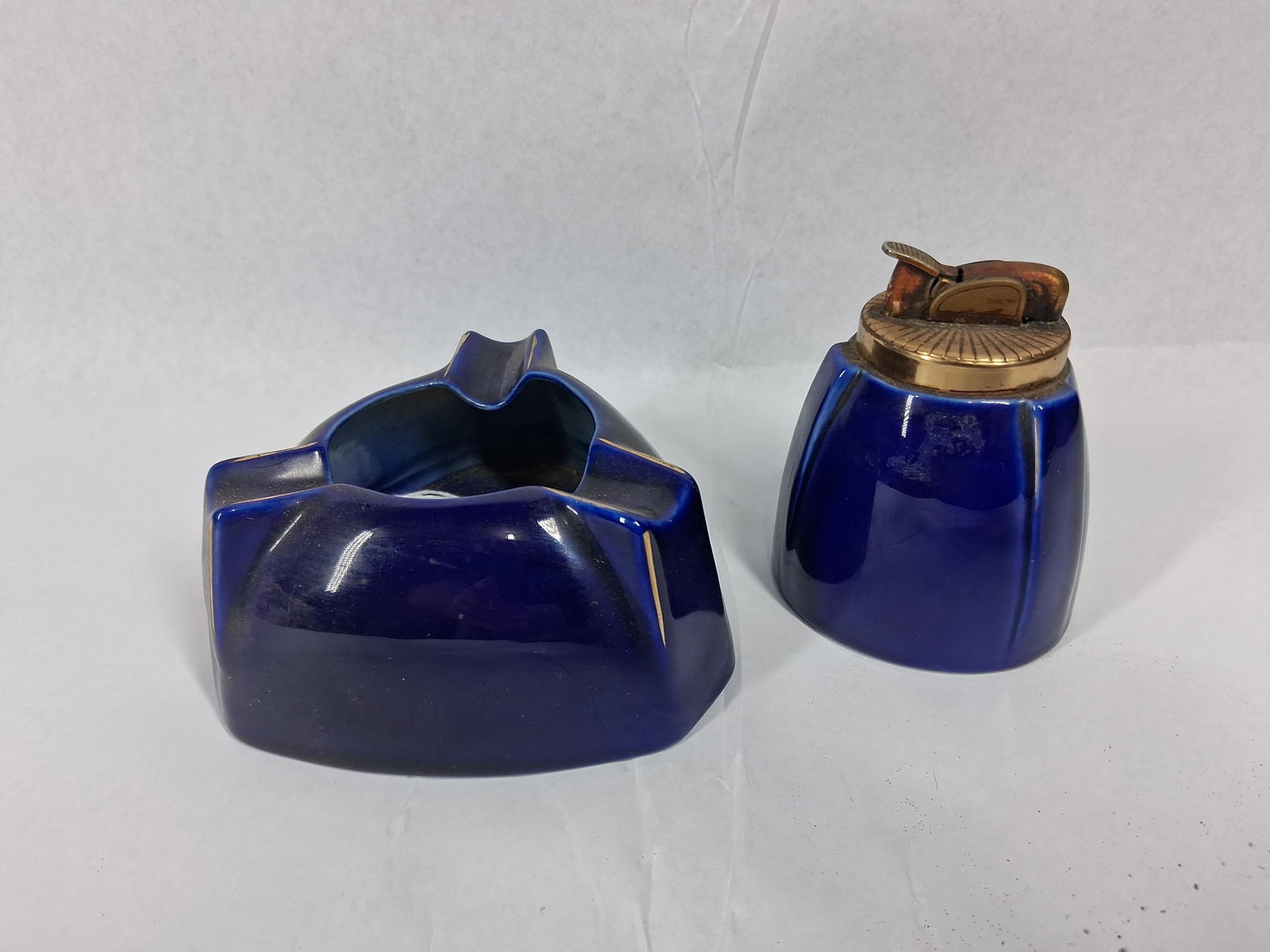 Pair Evans Cobalt Smoking Accessories (1 of 6)