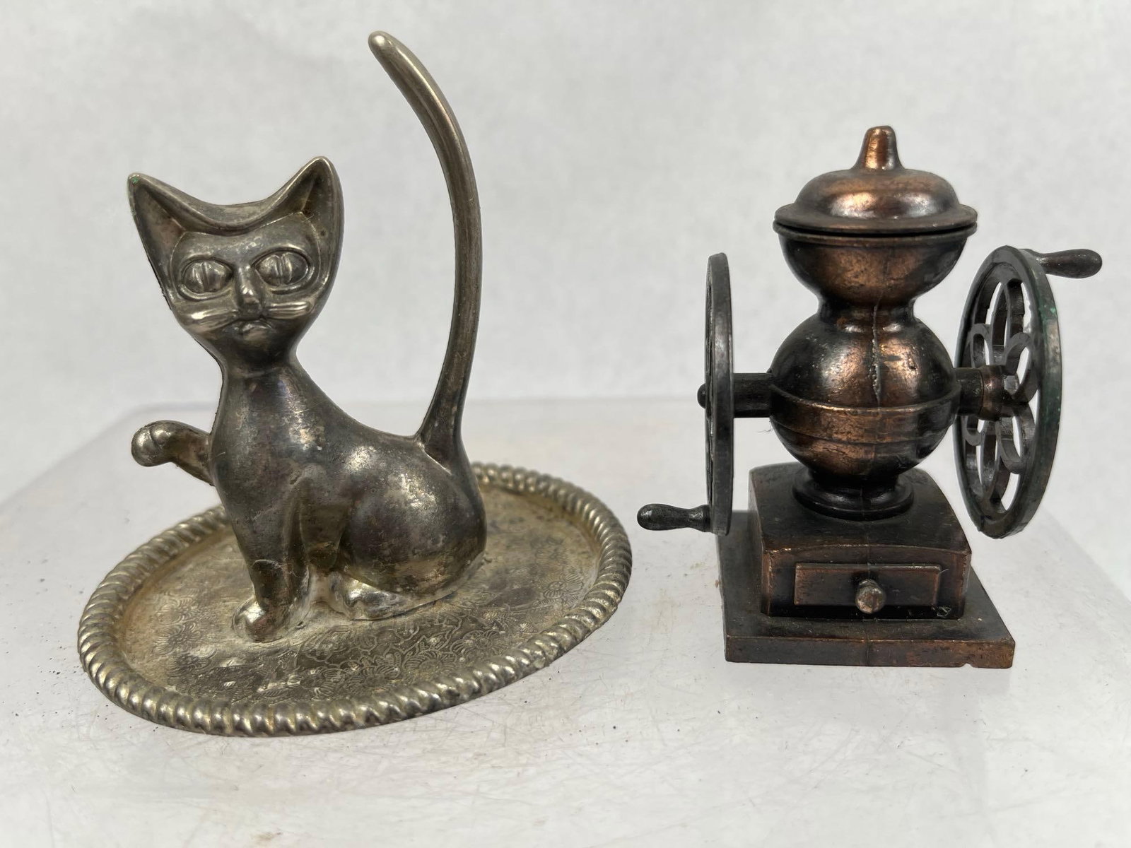 Set 8 Metal Miniature Animals & Objects - 6