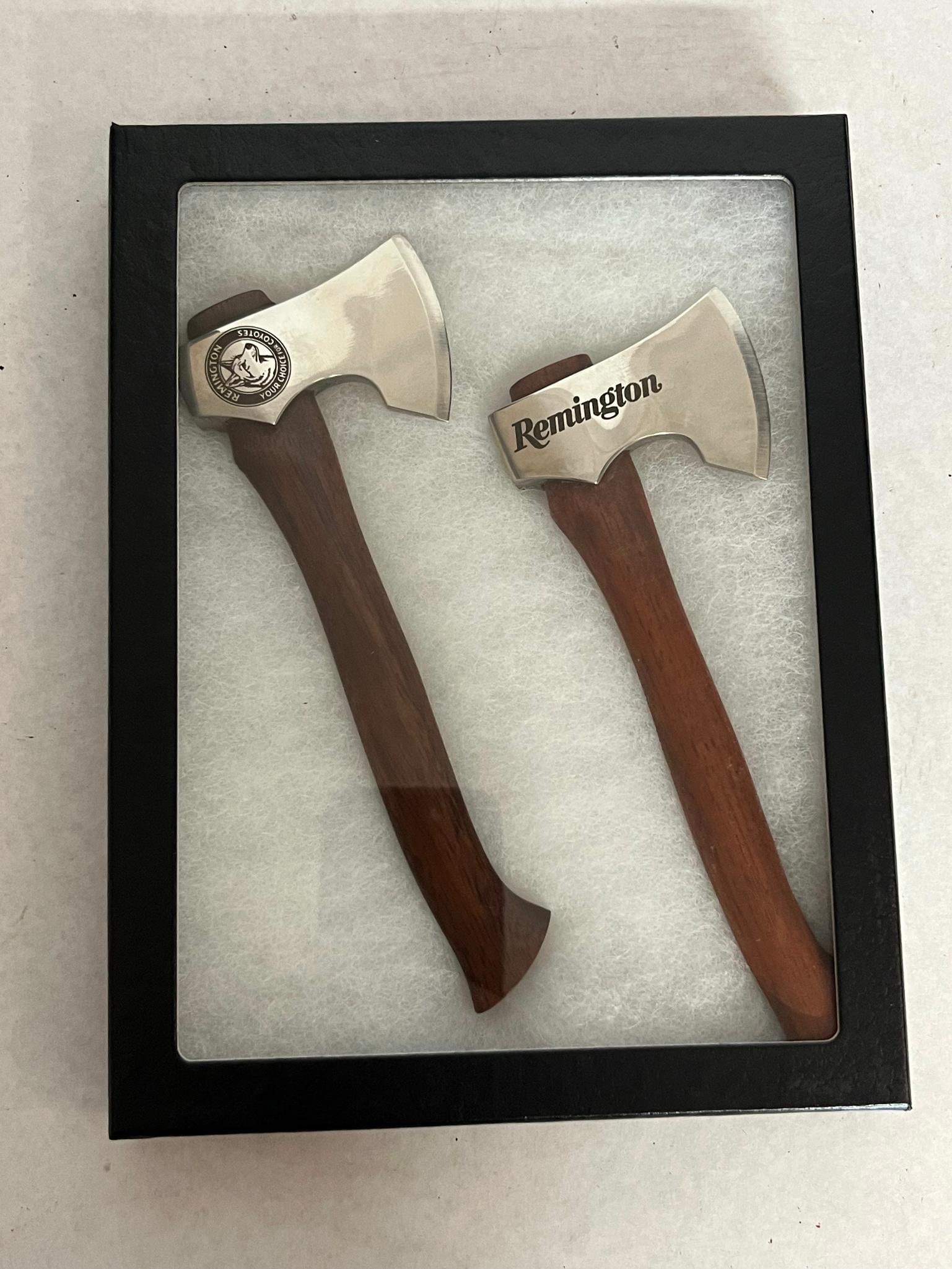 Pair Remington Presentation Hatchets (1 of 4)
