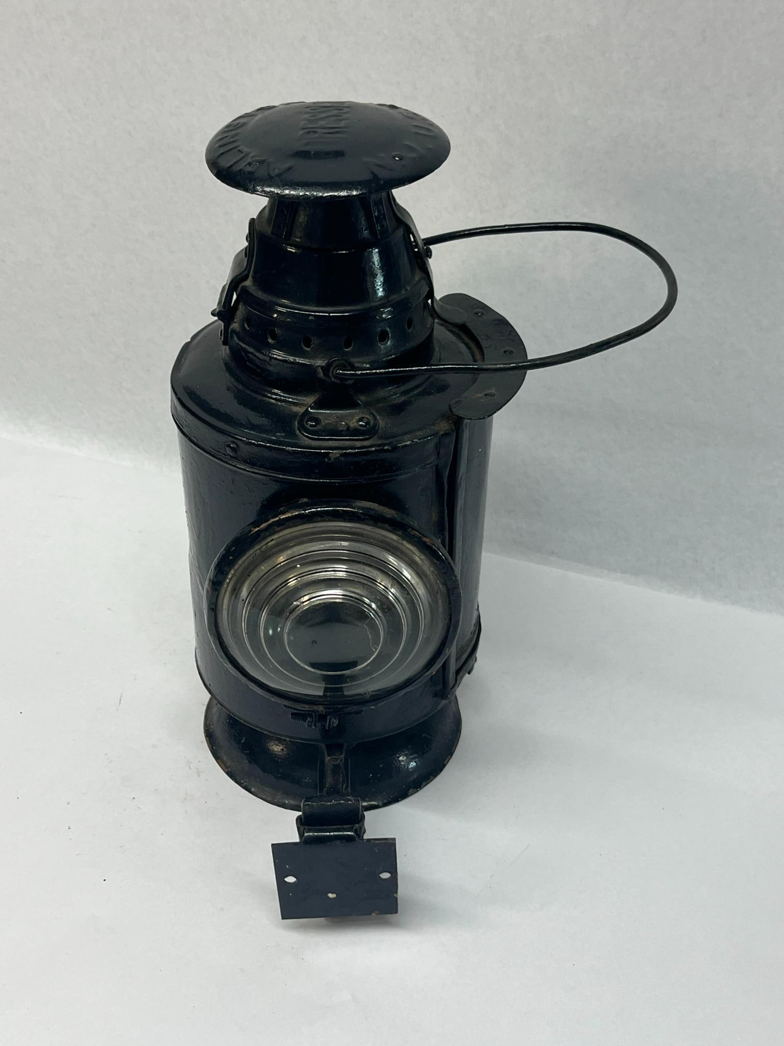 Dressel Three-Way Railroad Lantern - 4
