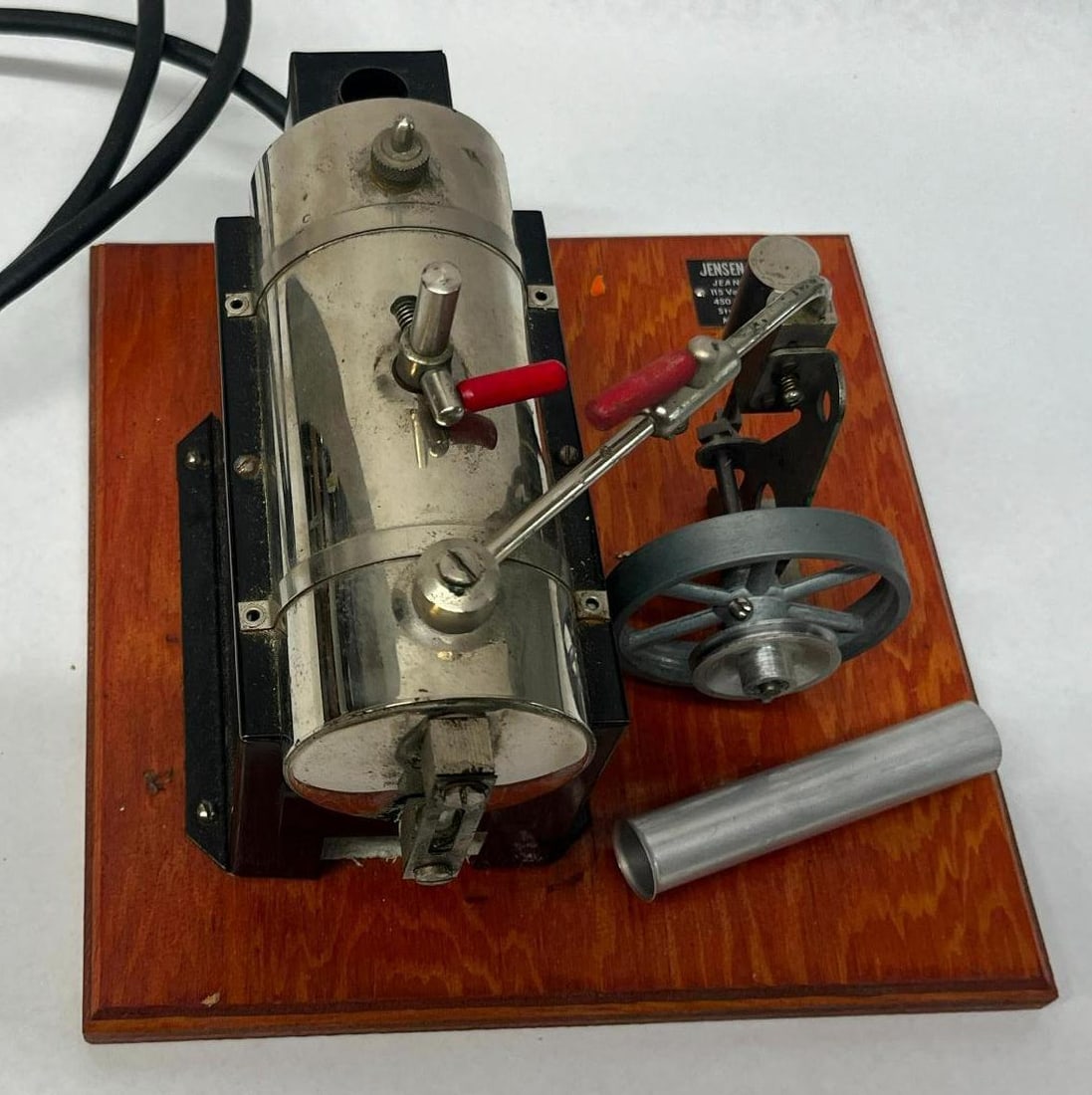Jensen Style 70 Electric Steam Engine - 2