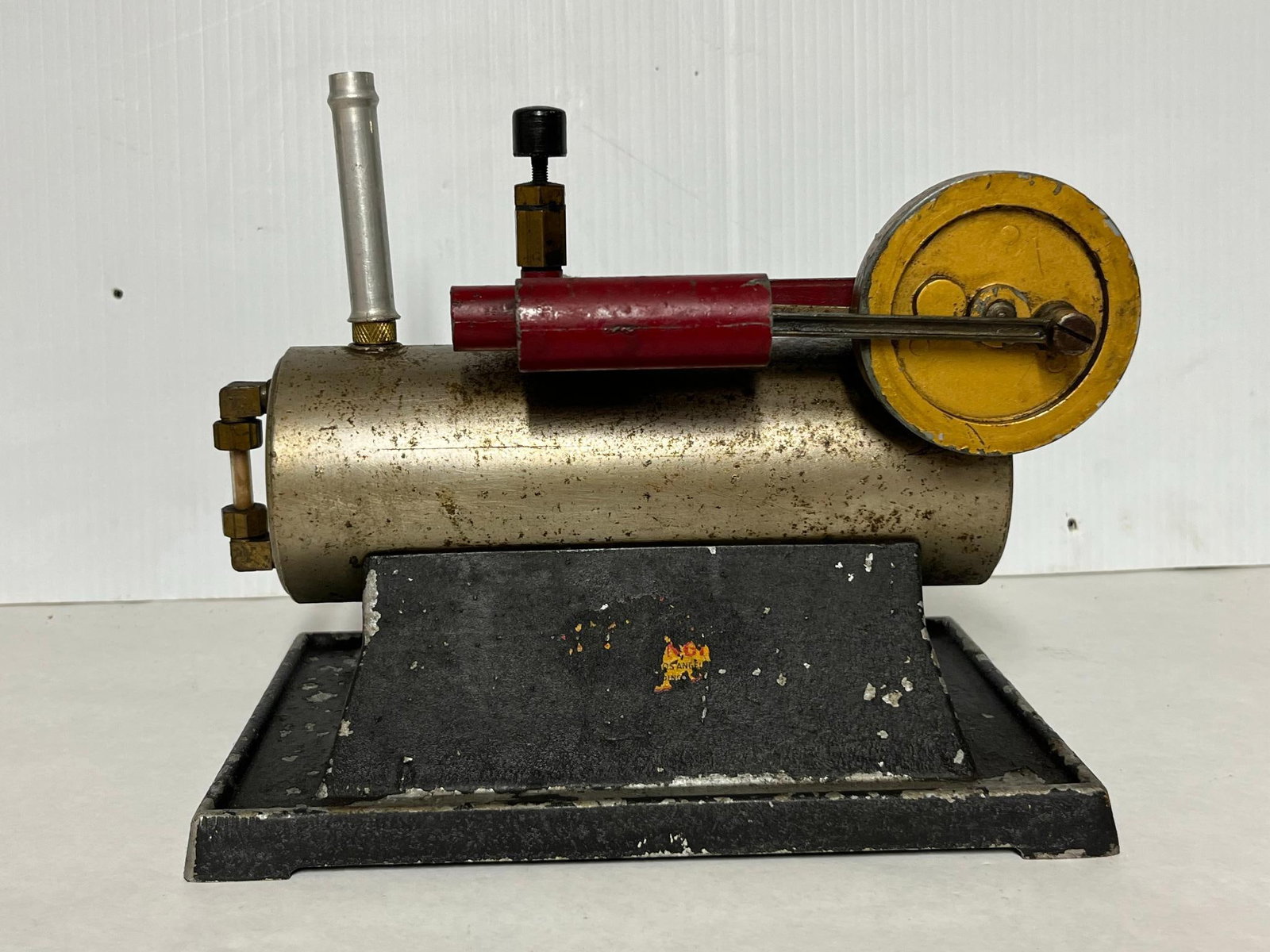 Modern Los Angeles Model Steam Engine - 2
