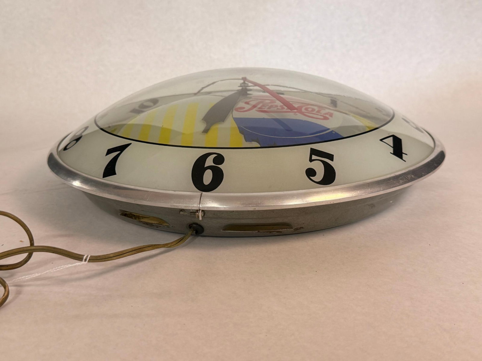 Pepsi-Cola Double Bubble Light-Up Clock - 2
