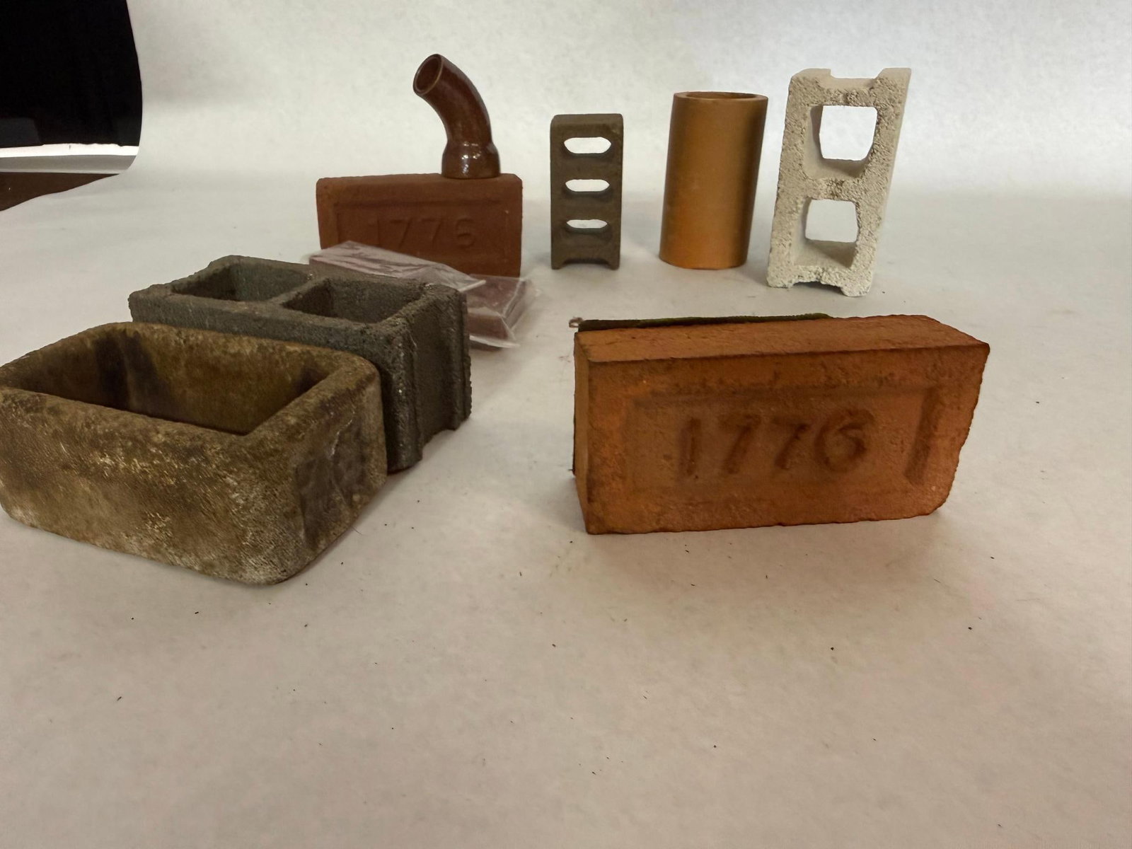 Miniature Building & Architectural Set - 5