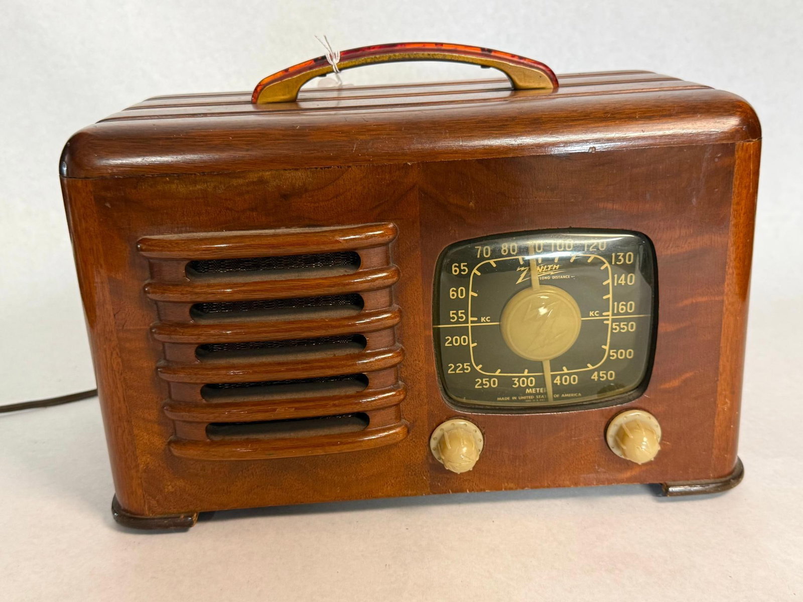Zenith No. 2-36 Radio w/ Marbled Handle (1 of 6)