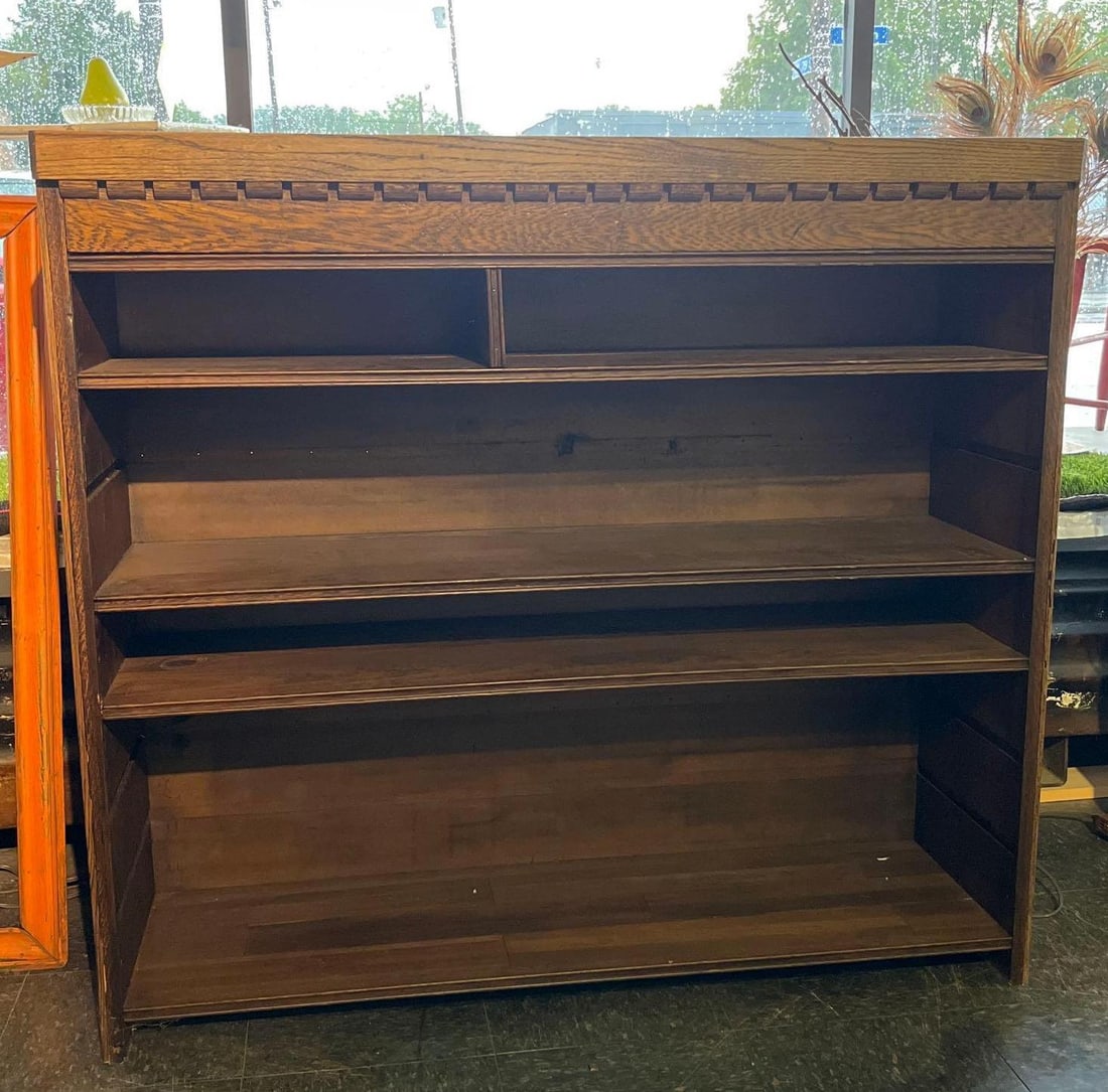 Arts & Crafts Quarter Sawn Oak Bookcase (1 of 3)