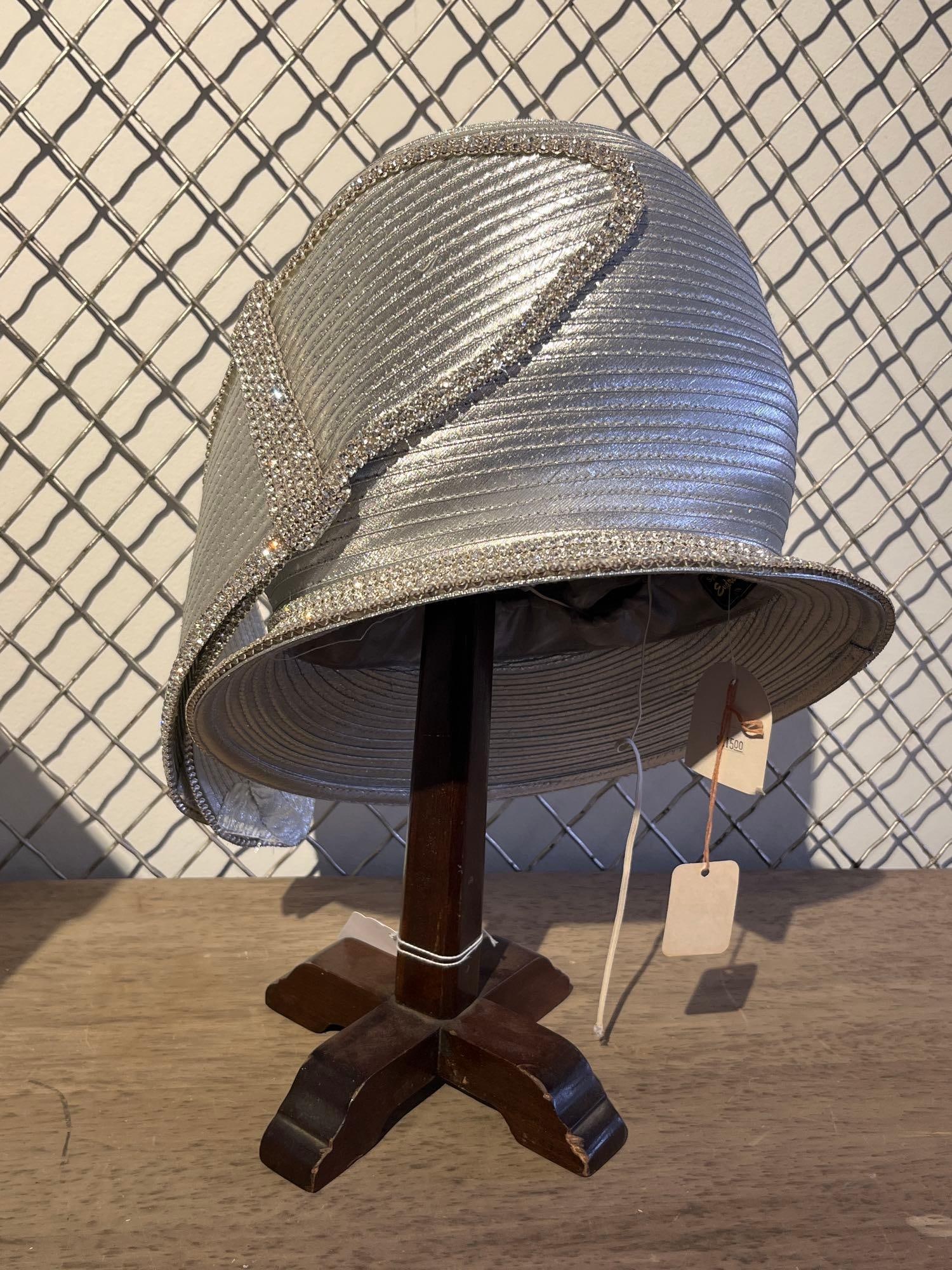 Eve Andrea Scruples Silver Metallic Hat (1 of 8)
