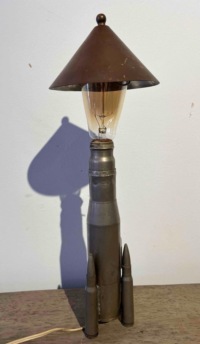 WWII American Trench Art Shell Lamp (1 of 9)