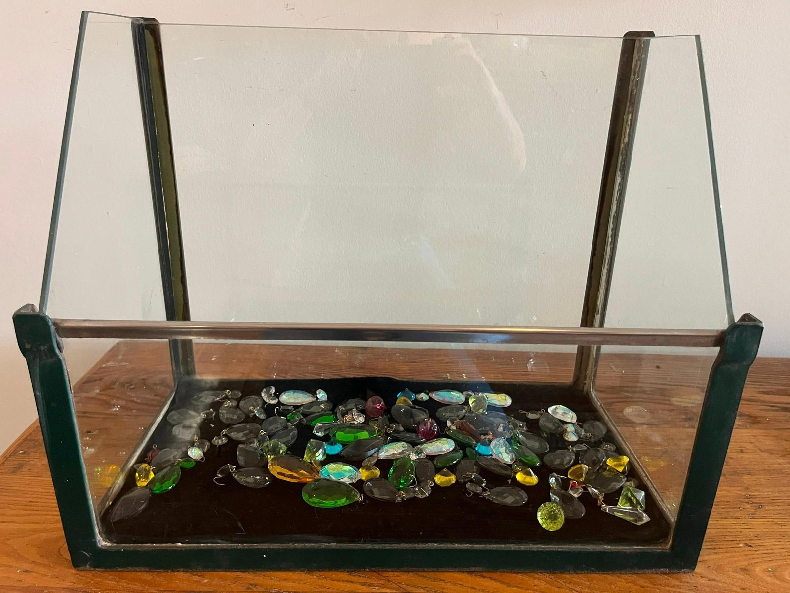 Uranium & Colored Glass Prisms in Case (1 of 6)