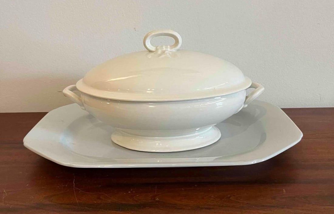 Ironstone Tureen & Octagonal Underplate (1 of 6)