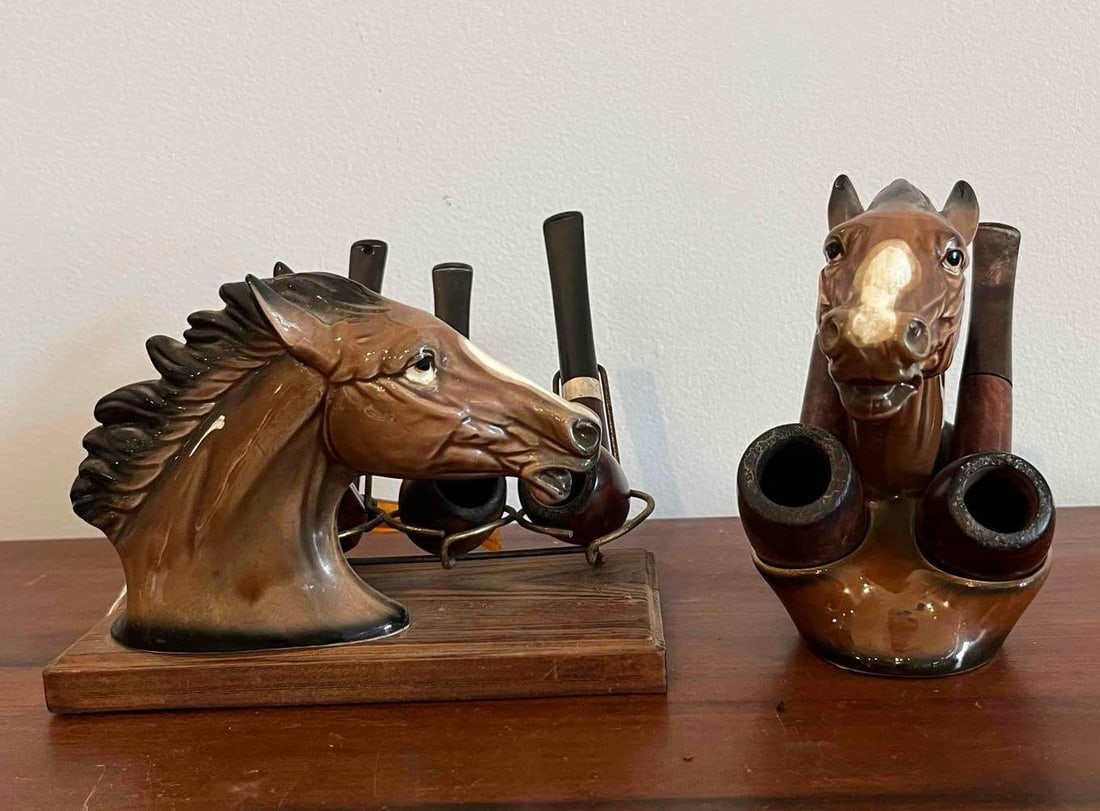 Horse Head Ceramic Pipe Holders & Pipes (1 of 8)