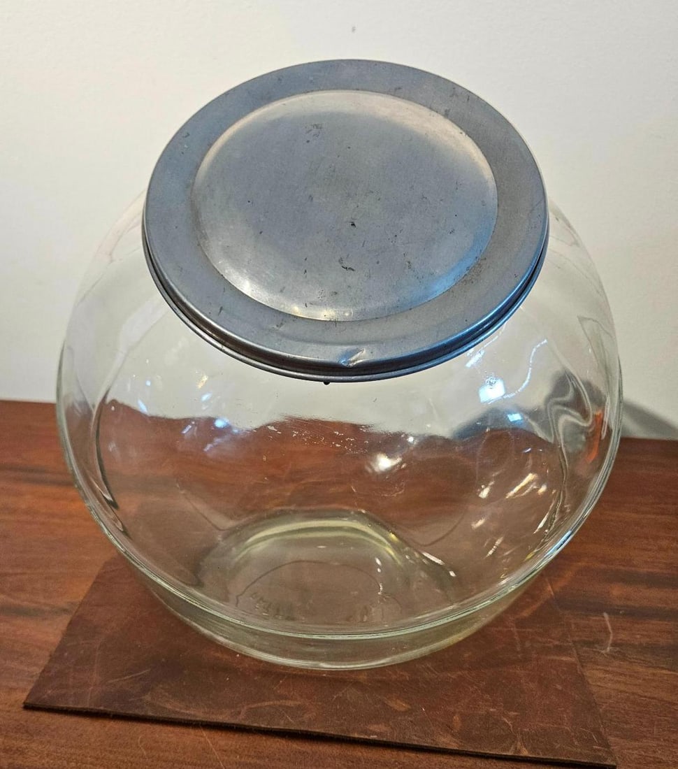 Bellaire Glass Spherical Counter Jar (1 of 5)