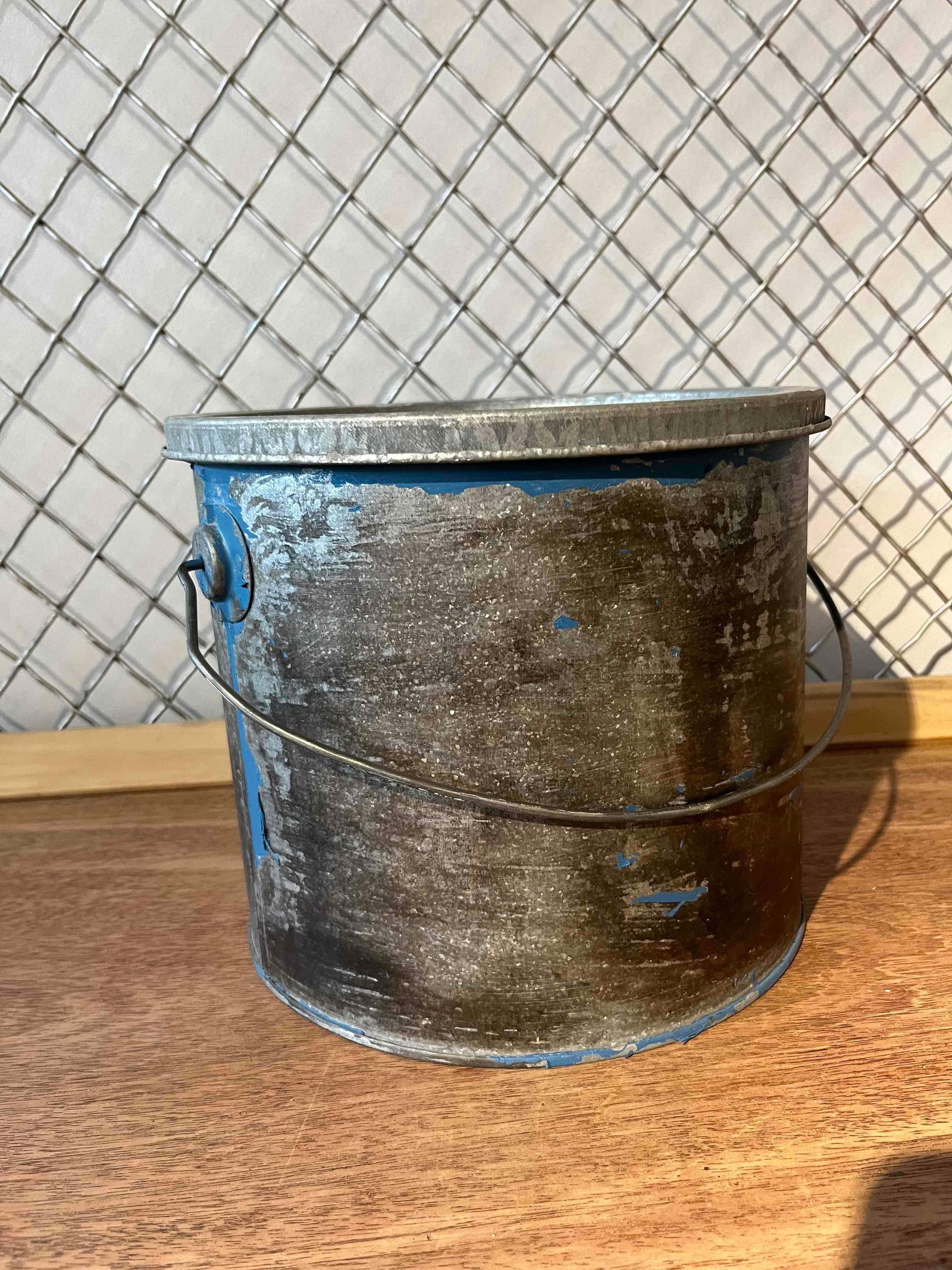 Blue Painted Galv. Metal Minnow Bucket (1 of 6)