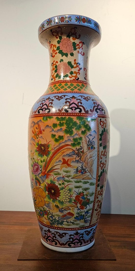 Chinese Export Satsuma Porc. Floor Vase: A large Chinese porcelain floor vase decorated in the Japanese Satsuma style with hand-painted polychrome enamels and gilded accents. The body features large panels depicting long-tailed pheasants and