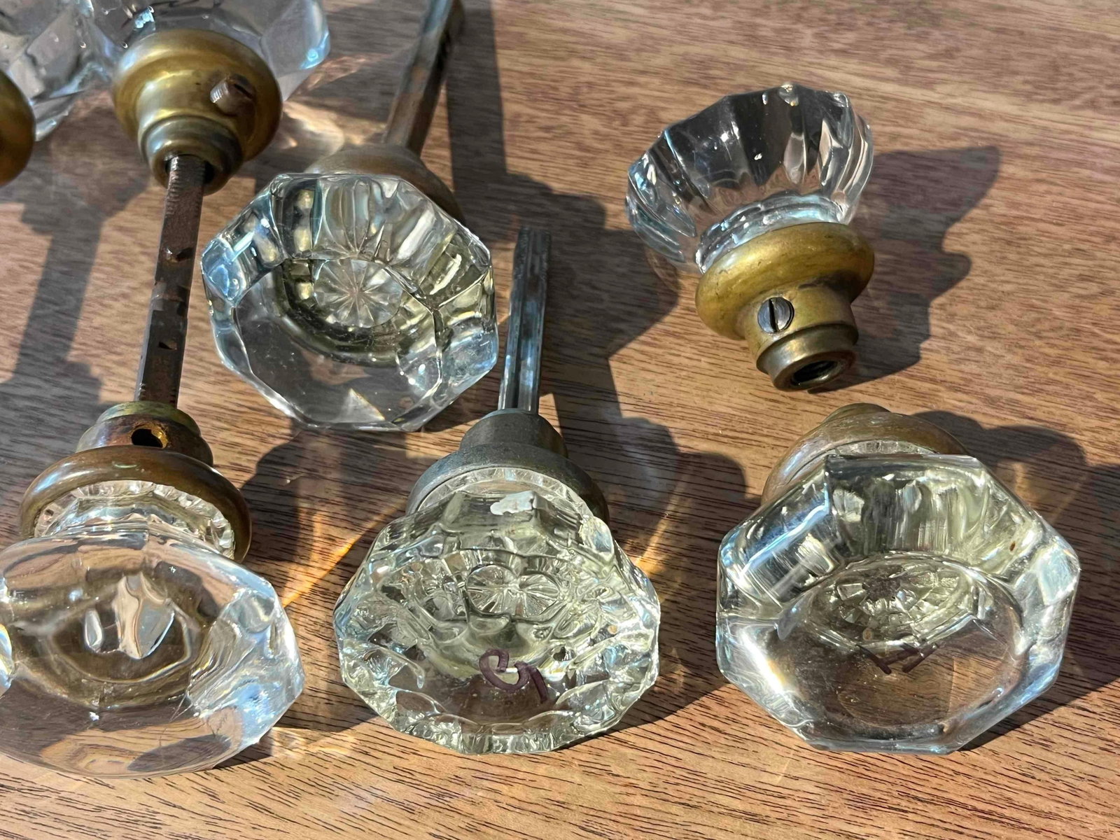 Set 8 Octagonal Fluted Glass Door Knobs - 3