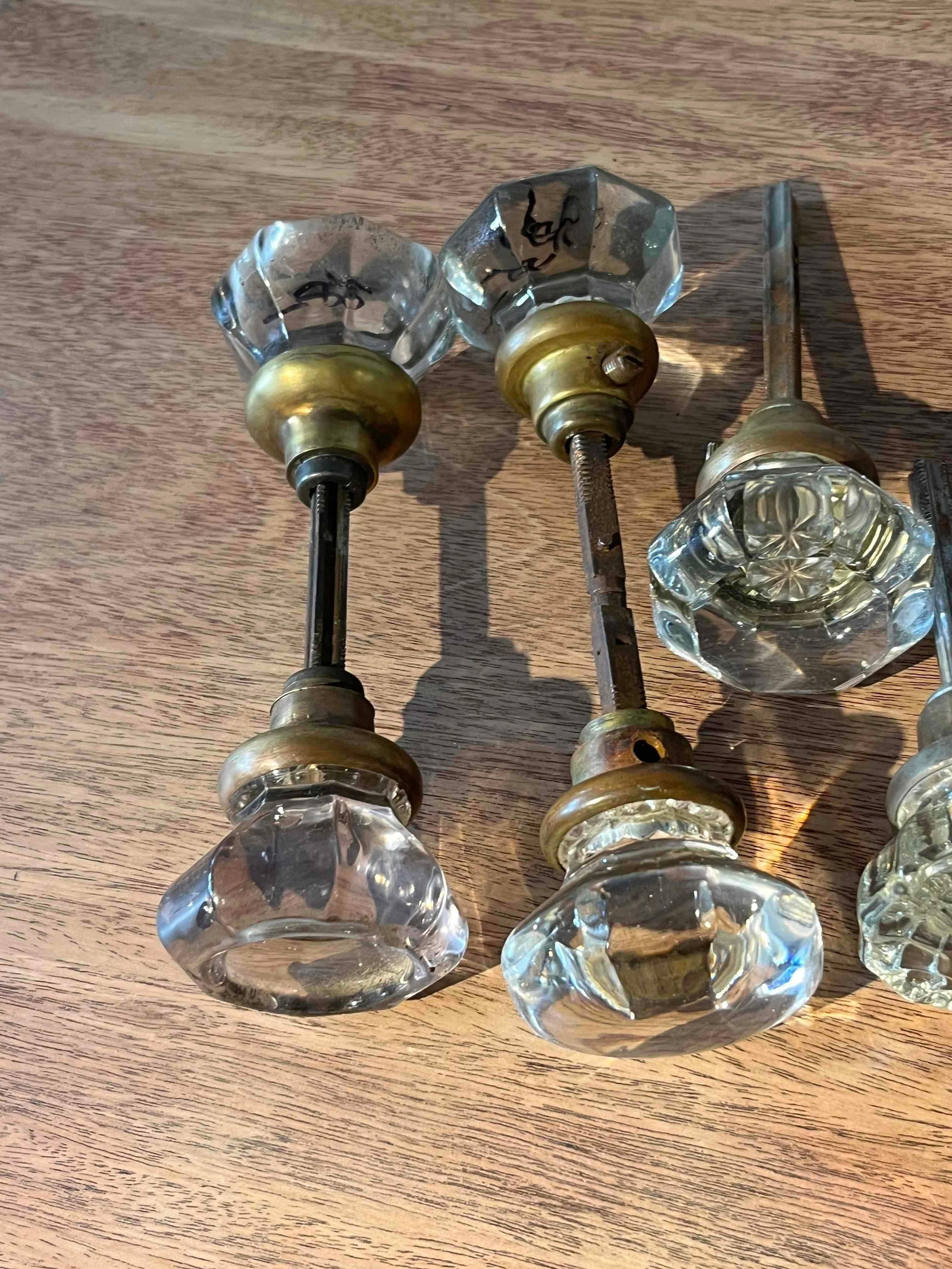 Set 8 Octagonal Fluted Glass Door Knobs - 4