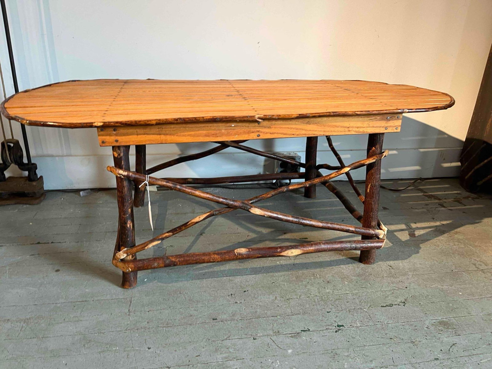 Adirondack Style Slatted Coffee Table (1 of 4)