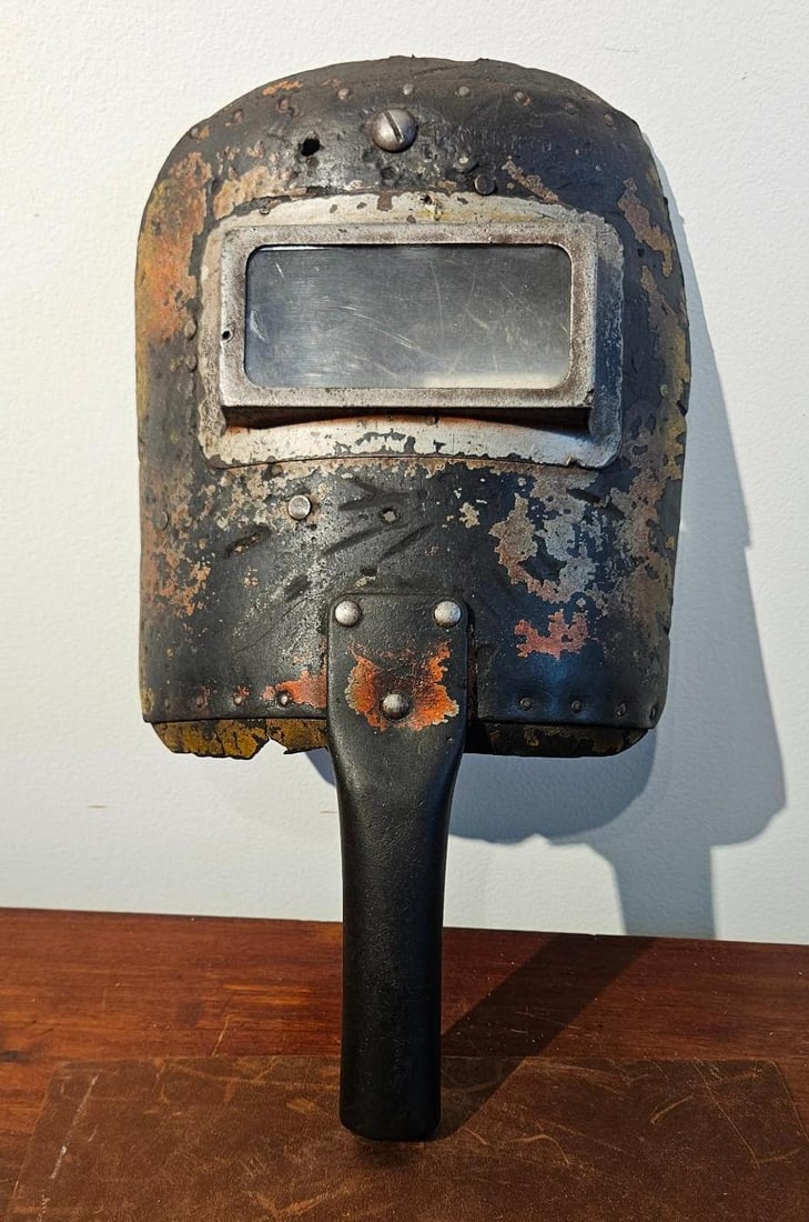 Protector Co Vulcanized Weld Mask (1 of 2)