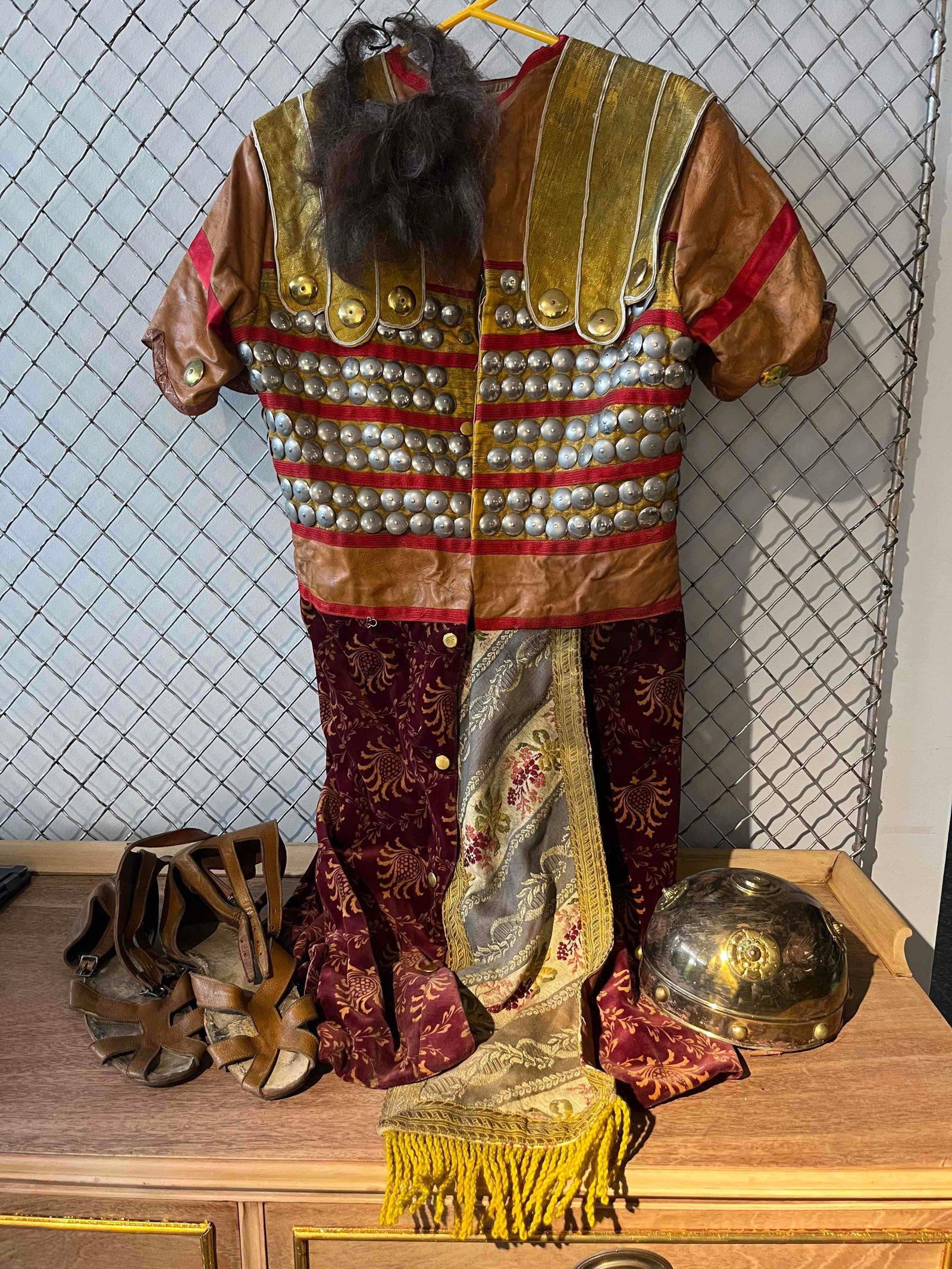 MGM Roman Costume w/ Helmet & Sandals (1 of 11)