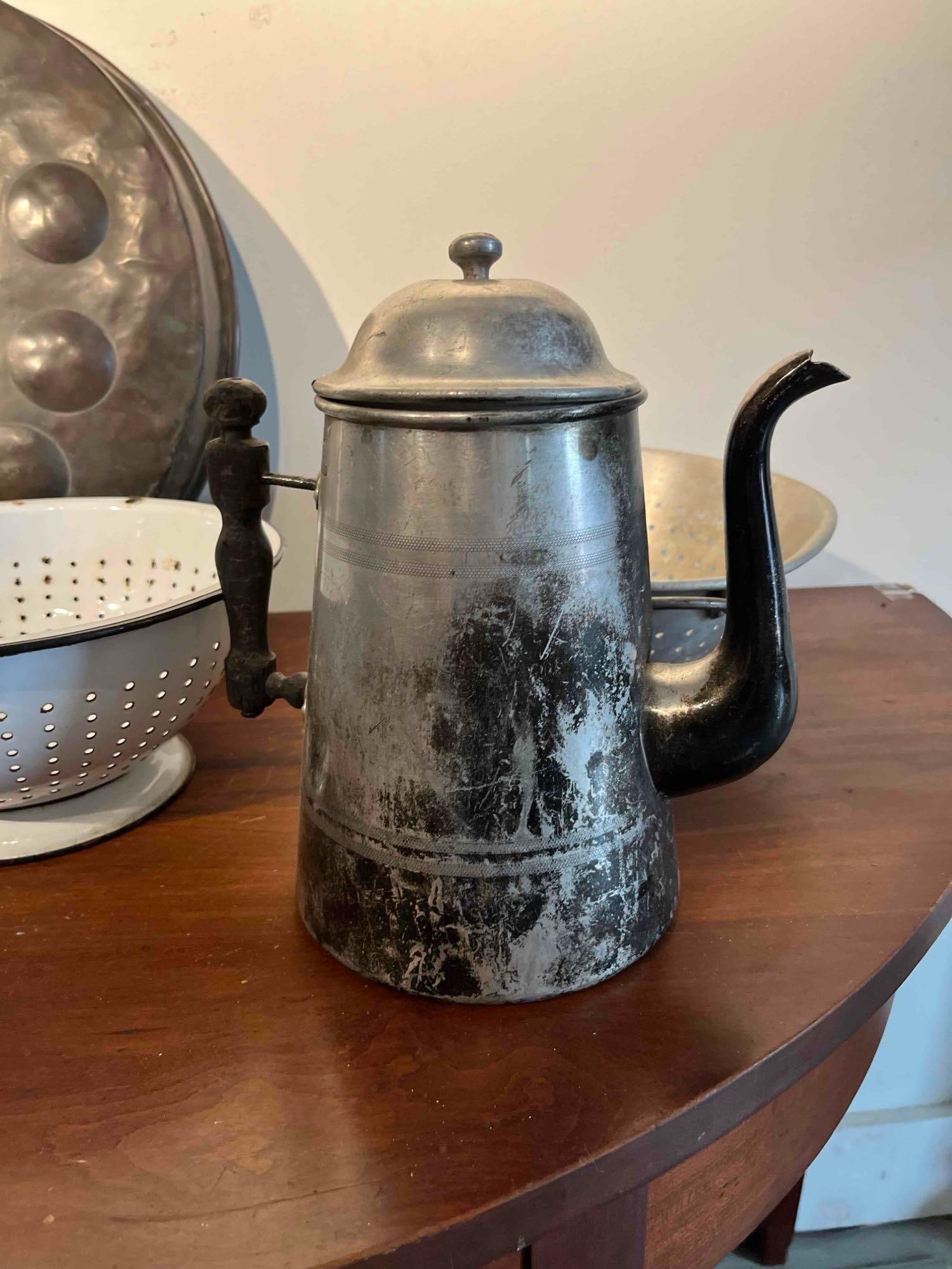 Set 5 Kitchen Metalware Items - 3