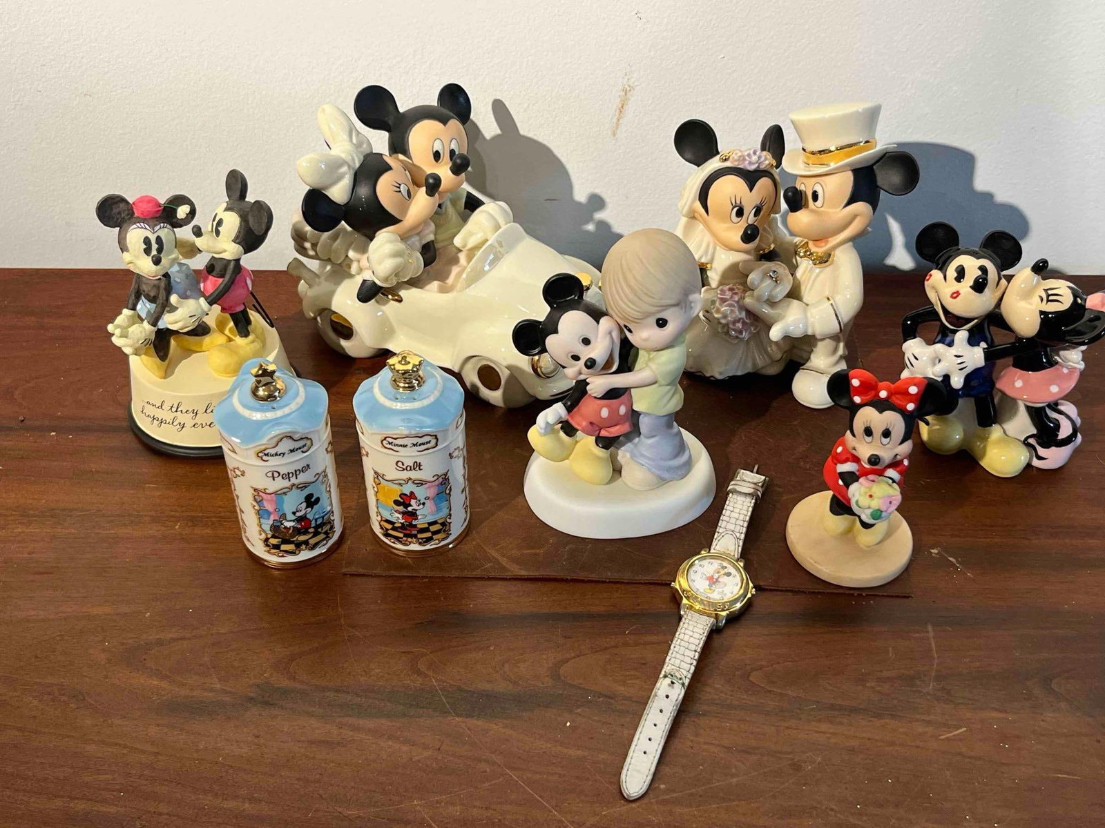 Disney Lenox Porc., Lorus & Kitchenware (1 of 13)