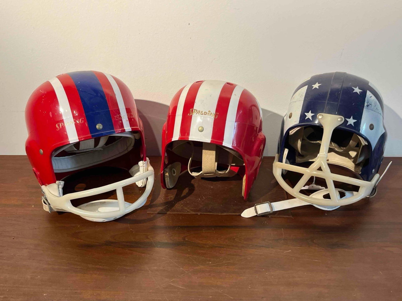 3 Spalding & Franklin Football Helmets (1 of 14)