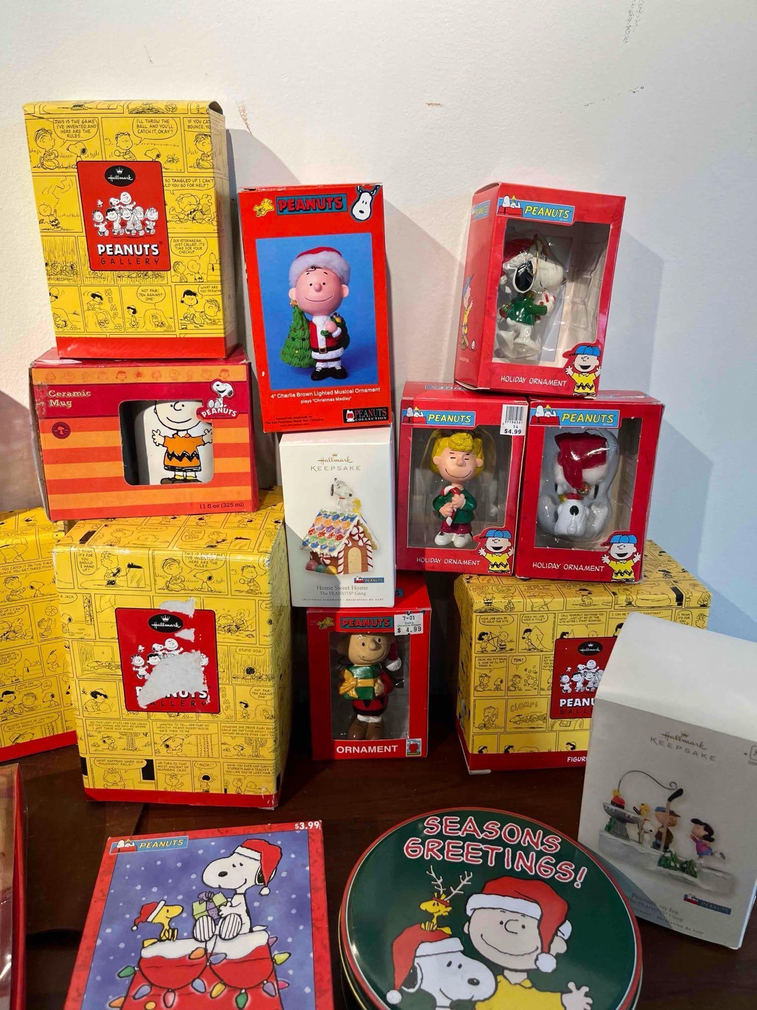 Hallmark Peanuts Ornaments & Tableware - 2
