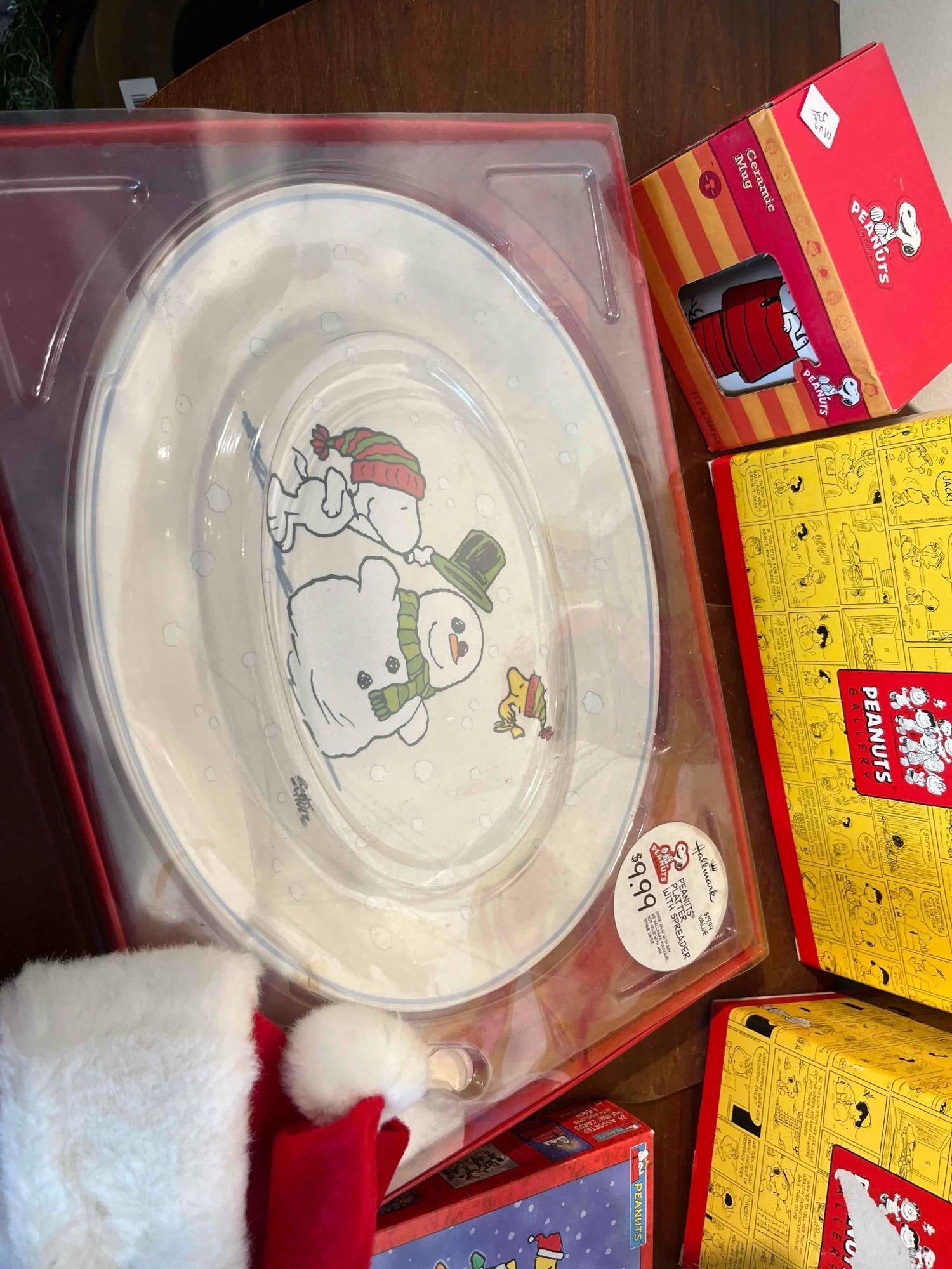 Hallmark Peanuts Ornaments & Tableware - 4