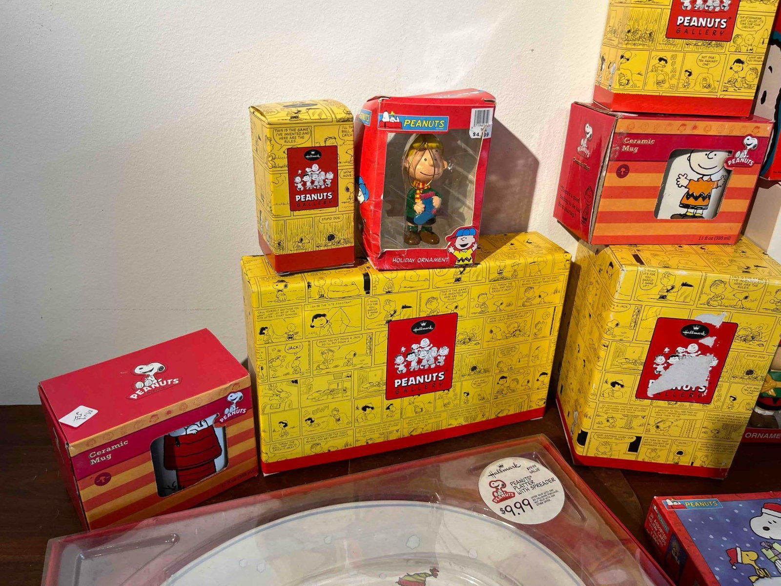 Hallmark Peanuts Ornaments & Tableware - 5